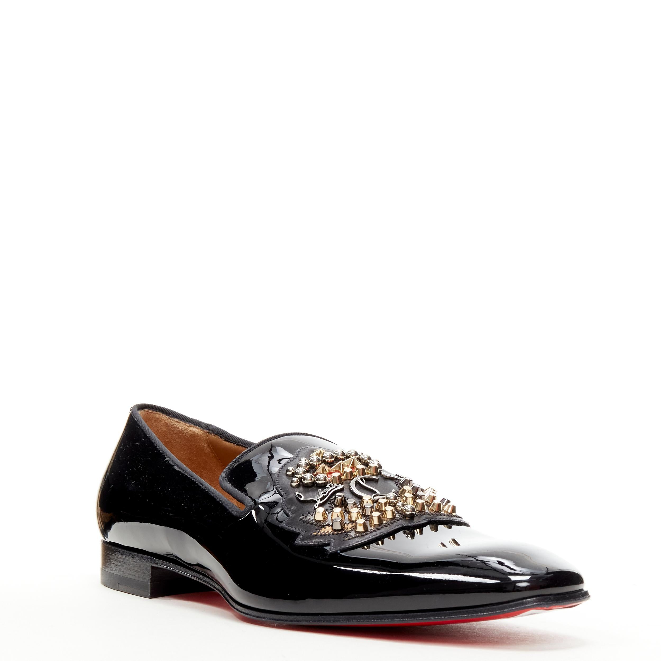 new CHRISTIAN LOUBOUTIN Ecupump Flat black patent CL crest studded loafer EU42 In New Condition In Hong Kong, NT