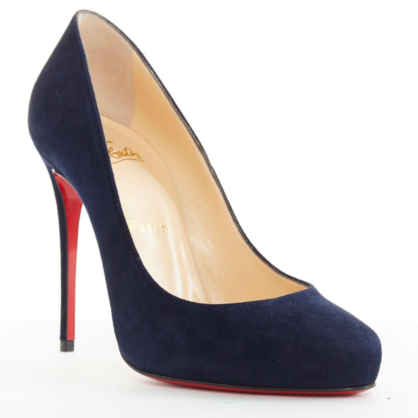 new CHRISTIAN LOUBOUTIN Fifi 100 navy blue suede almond toe stiletto pump EU37.5
CHRISTIAN LOUBOUTIN
Fifi 100. Navy blue suede upper. 
Rounded almond toe. Slim heel. 
Signature red lacquered leather sole. 
Padded insole. Tan leather lining. 
Made in