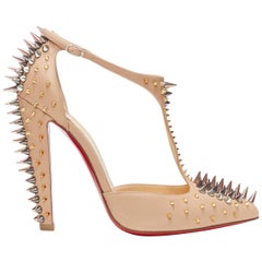 CHRISTIAN LOUBOUTIN Spike Me nude spike stud PVC patent toe