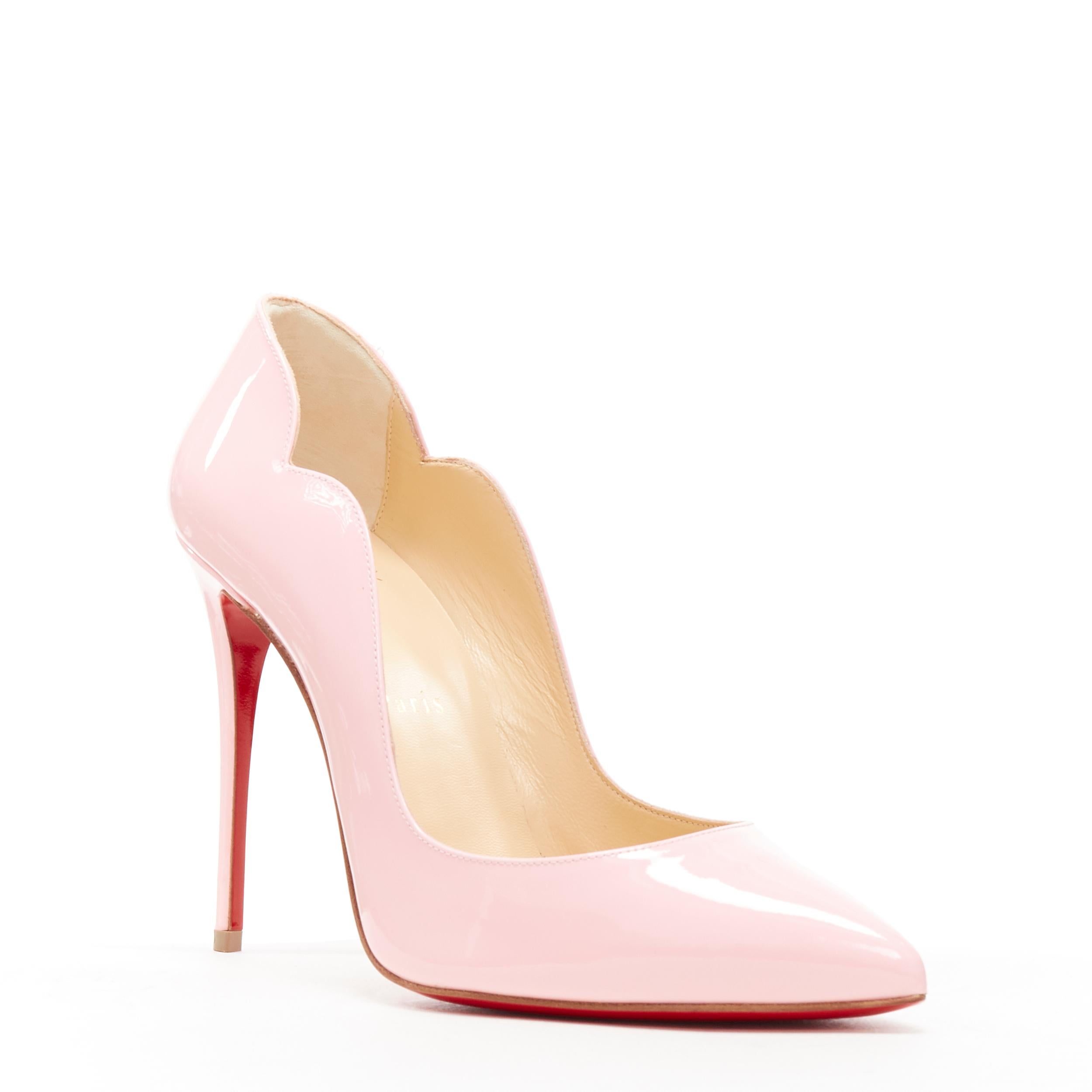 new CHRISTIAN LOUBOUTIN Hot Chick 100 light pink scalloped topline pump EU38.5
Brand: Christian Louboutin
Designer: Christian Louboutin
Model Name / Style: Hot Chick 100
Material: Patent leather
Color: Pink
Pattern: Solid
Extra Detail: Style code: