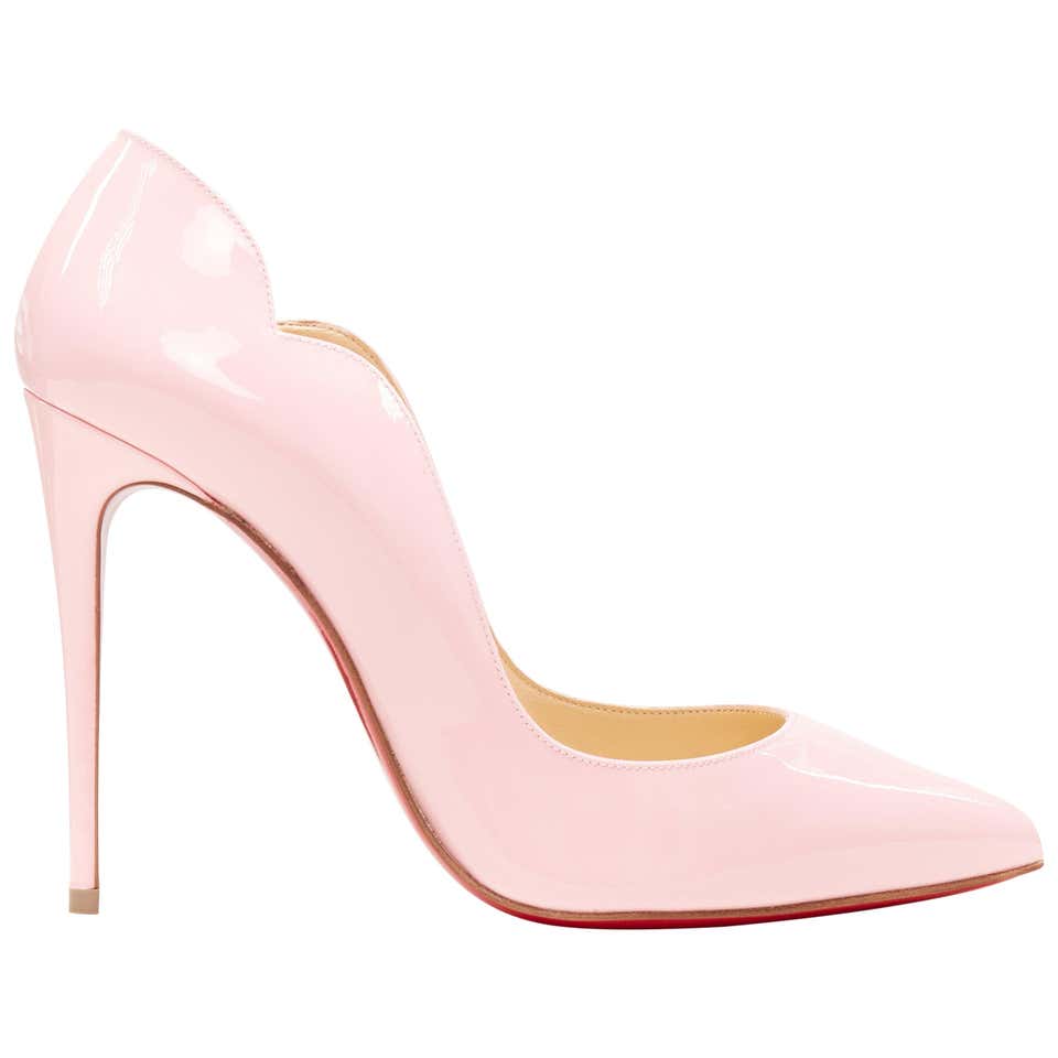 new CHRISTIAN LOUBOUTIN Hot Chick 100 light pink scalloped topline pump EU38.5 at 1stDibs