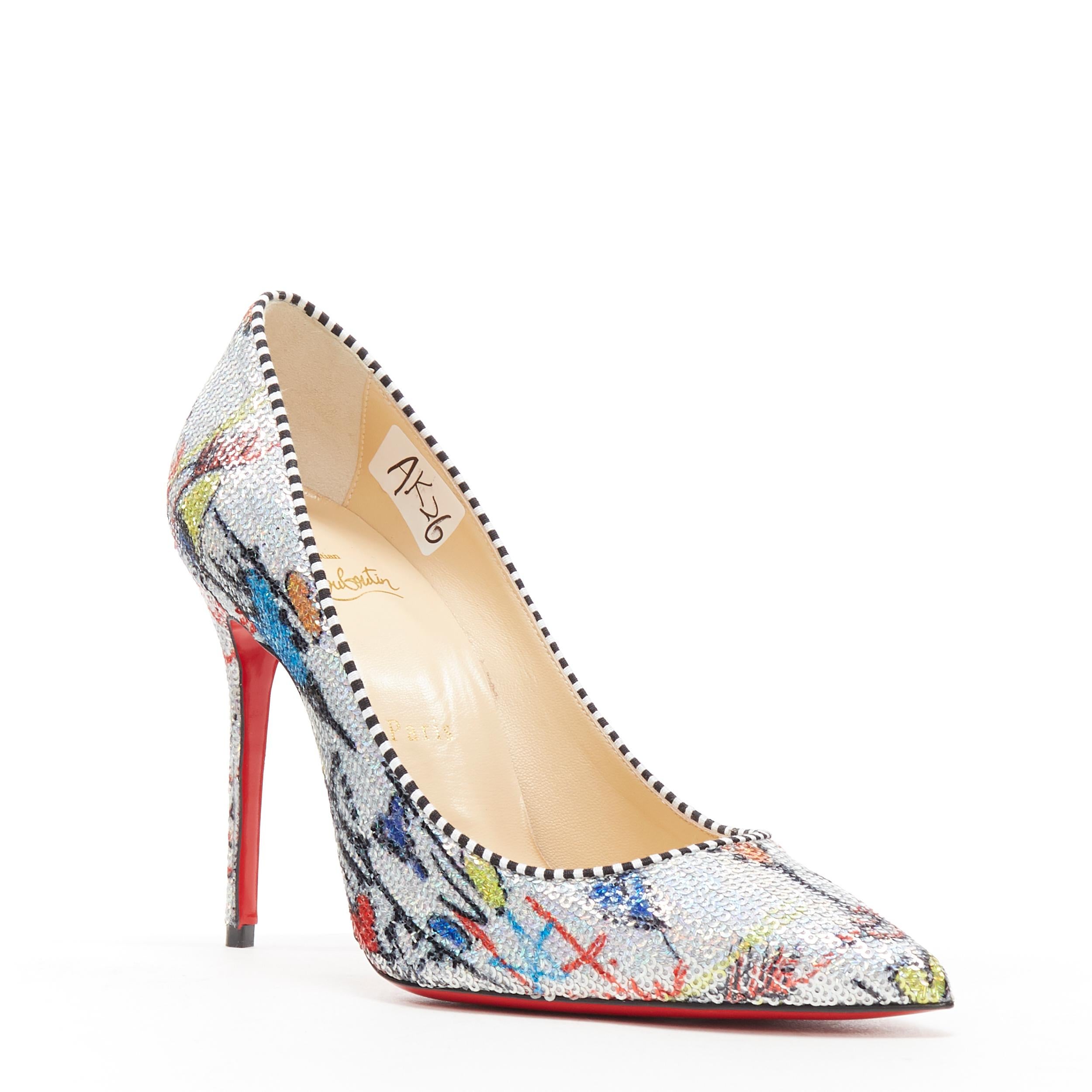 new CHRISTIAN LOUBOUTIN Kate 100 Paillette Lou silver scribble sequins pump EU38
Brand: Christian Louboutin
Designer: Christian Louboutin
Model Name / Style: Kate 100
Material: Leather
Color: Silver
Pattern: Abstract
Extra Detail: Style code: