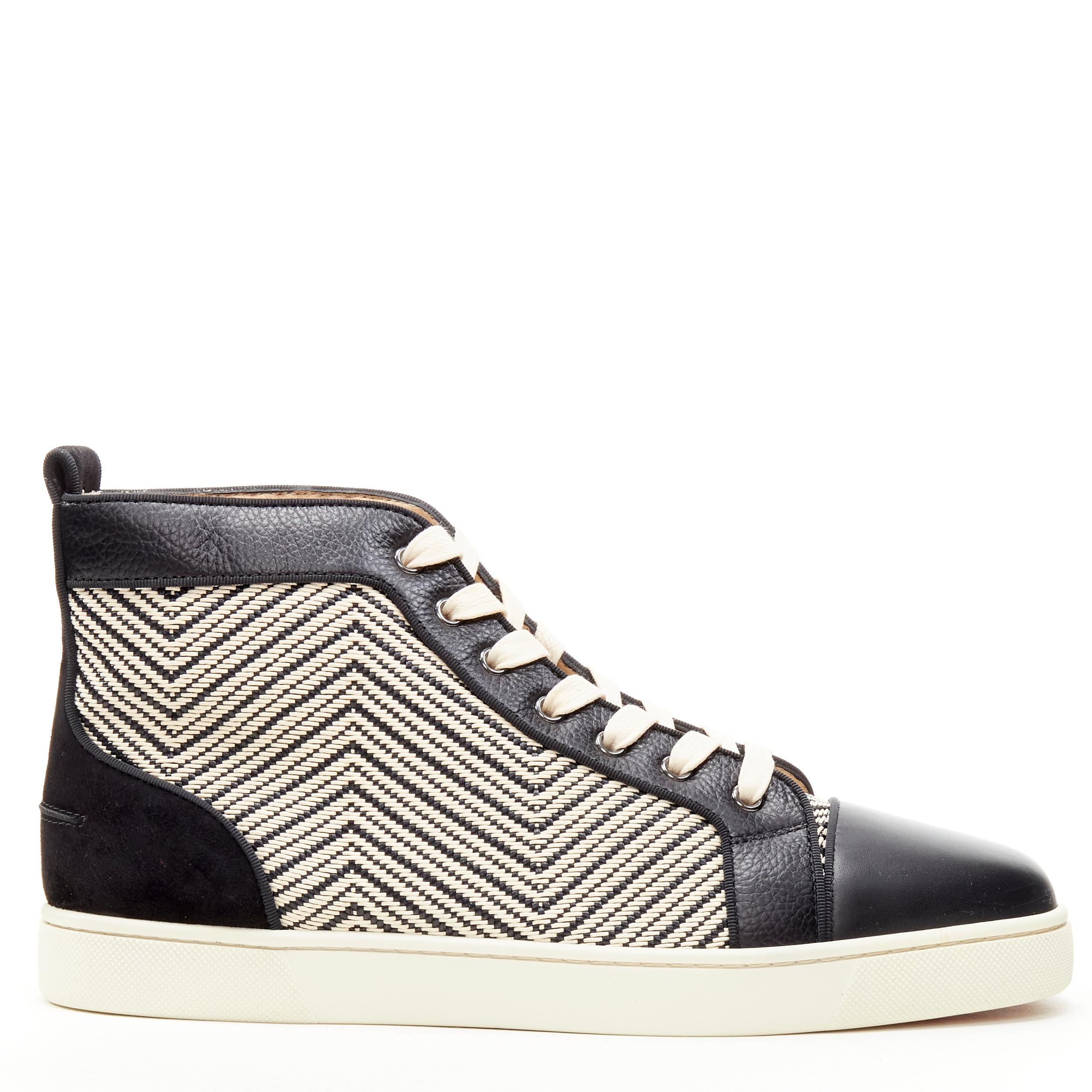 new CHRISTIAN LOUBOUTIN Louis Orlato black white chevron high top sneaker EU43 
Reference: TGAS/C01129 
Brand: Christian Louboutin 
Designer: Christian Louboutin 
Model: Louis Orlato 
Material: Leather 
Color: Black 
Pattern: Abstract 
Closure: Lace
