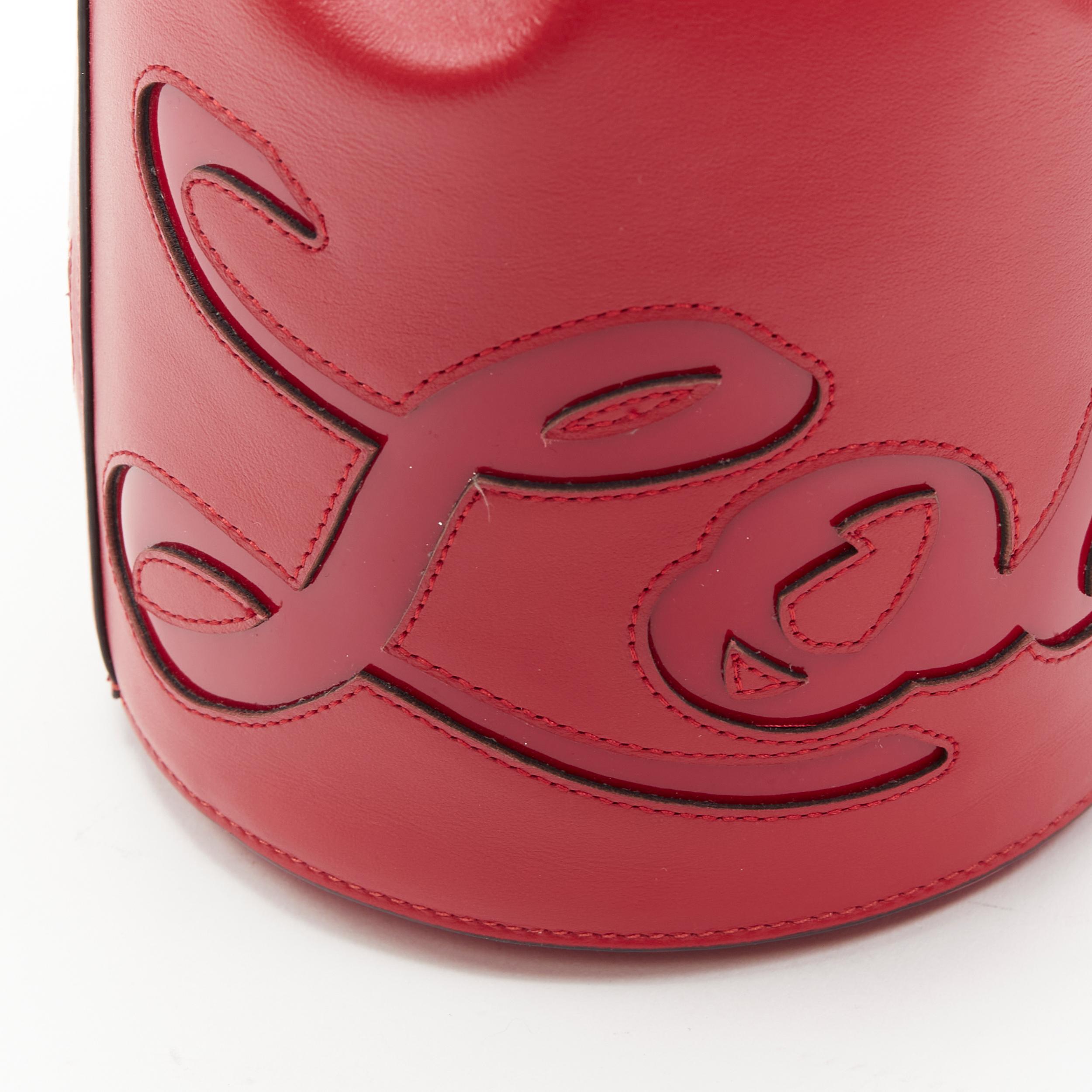 new CHRISTIAN LOUBOUTIN Marie Jane red signature logo bucket crossbody bag In New Condition For Sale In Hong Kong, NT