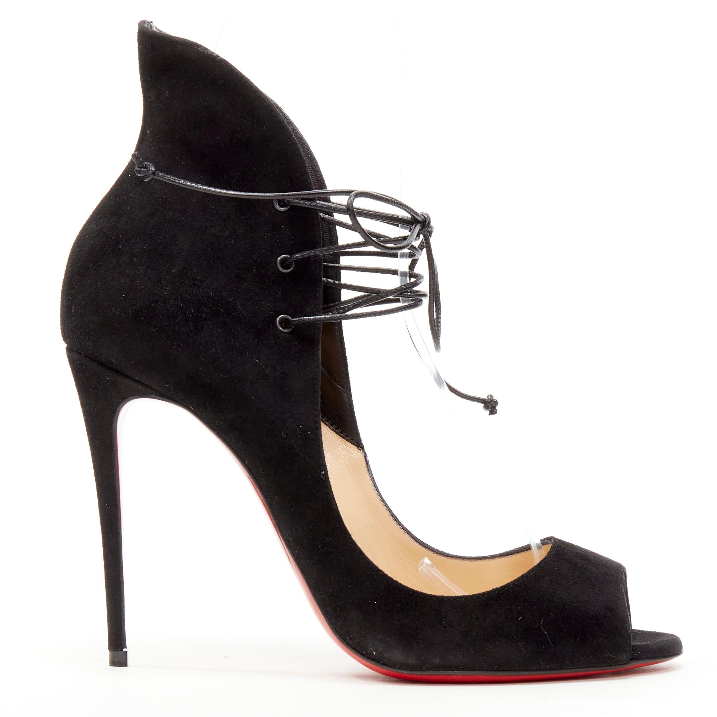 new CHRISTIAN LOUBOUTIN Megavamp 120 black suede laced ankle peep heel EU37.5 
Reference: TGAS/C01127 
Brand: Christian Louboutin 
Designer: Christian Louboutin 
Model: Megavamp 120 
Material: Suede 
Color: Black 
Pattern: Solid 
Closure: Lace UP