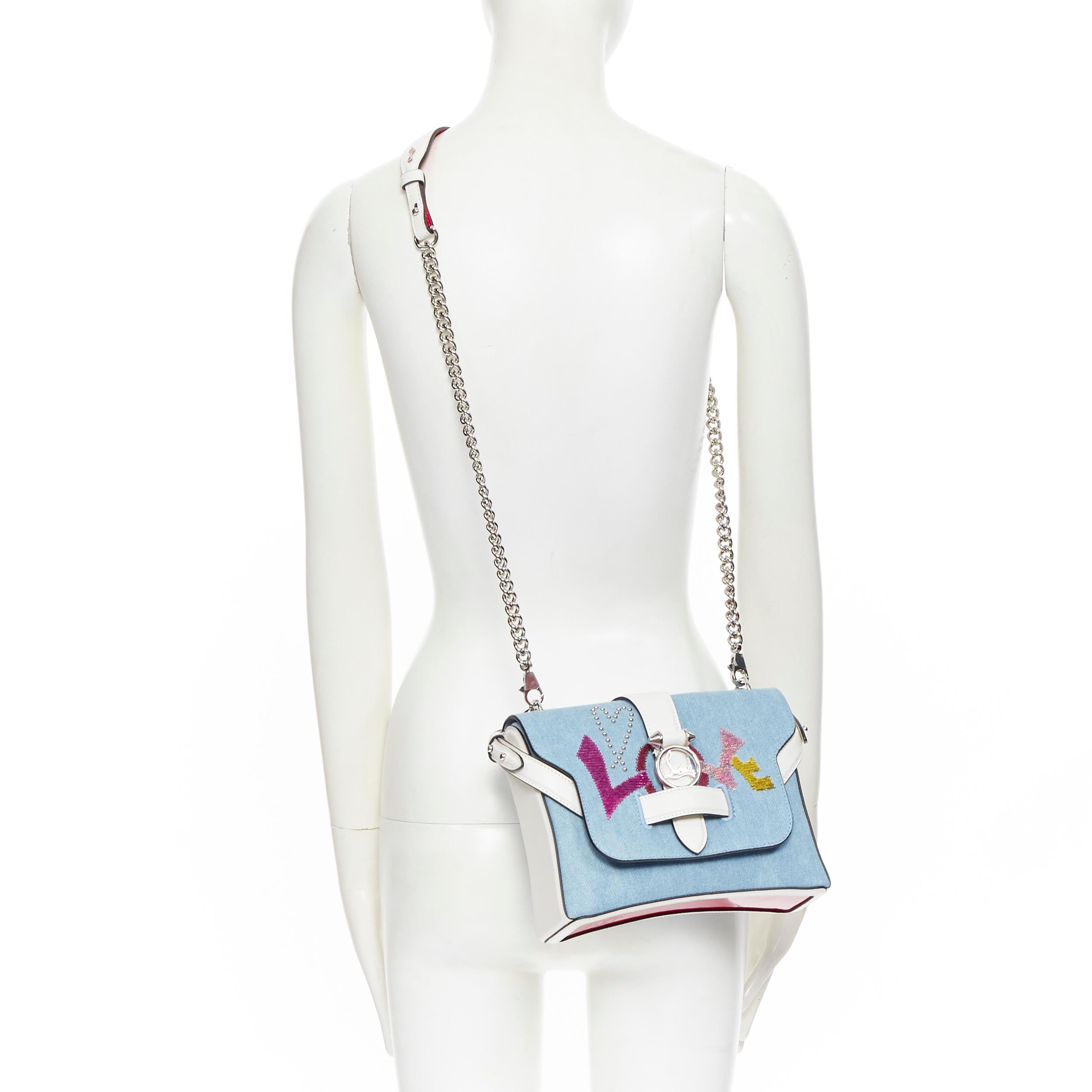 new CHRISTIAN LOUBOUTIN Rubylou Small Love blue denim dual chain crossbody bag
Brand: Christian Louboutin
Designer: Christian Louboutin
Model Name / Style: Rubylou
Material: Denim
Color: Blue
Pattern: Solid
Extra Detail: Light blue denim upper.
