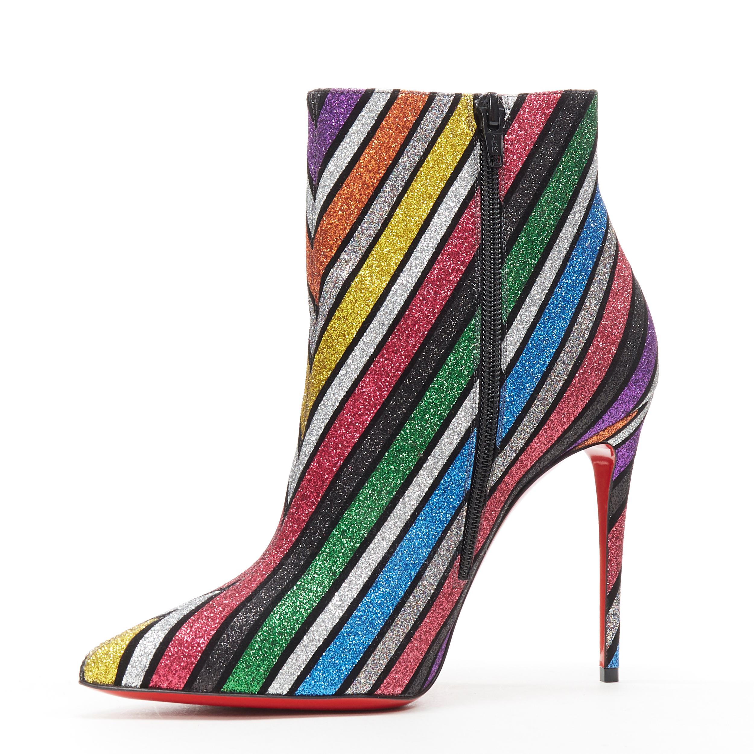 new CHRISTIAN LOUBOUTIN So Kate Booty 100 glitter multi stripe ankle boots EU37
Brand: Christian Louboutin
Designer: Christian Louboutin
Model Name / Style: So Kate Booty 100
Material: Leather
Color: Multicolour
Pattern: Striped
Closure: Zip
Extra