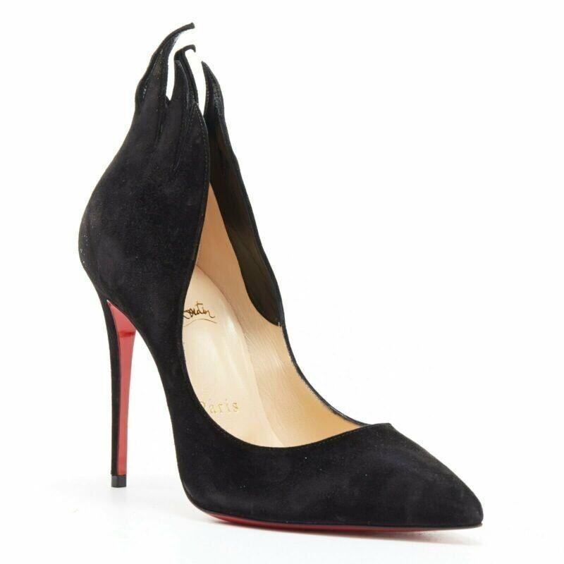 New CHRISTIAN LOUBOUTIN Victorina 100 black suede flame point toe pumps EU36
Reference: TGAS/A03090
Brand: Christian Louboutin
Material: Leather
Color: Gold
Pattern: Solid
Made in: Italy

CONDITION:
Condition: New without tags.
Comes with: One dust