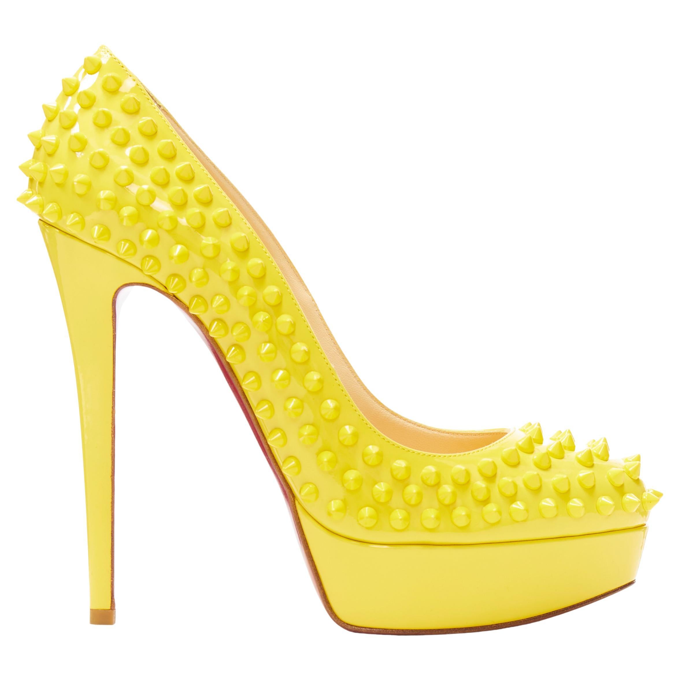 new CHRISTIAN LOUBOUTIN yellow patent tonal spike stud platform pump EU39