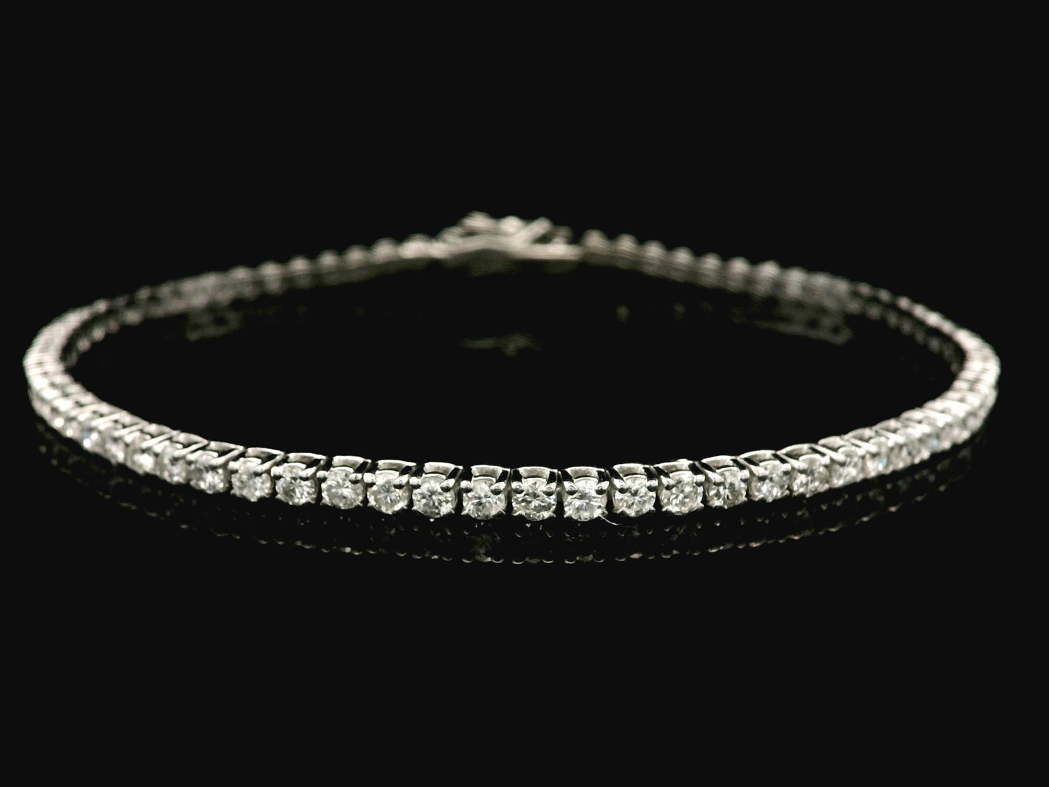 New Classic 14k White Gold 2.98ctw Diamond Line Tennis Bracelet 5