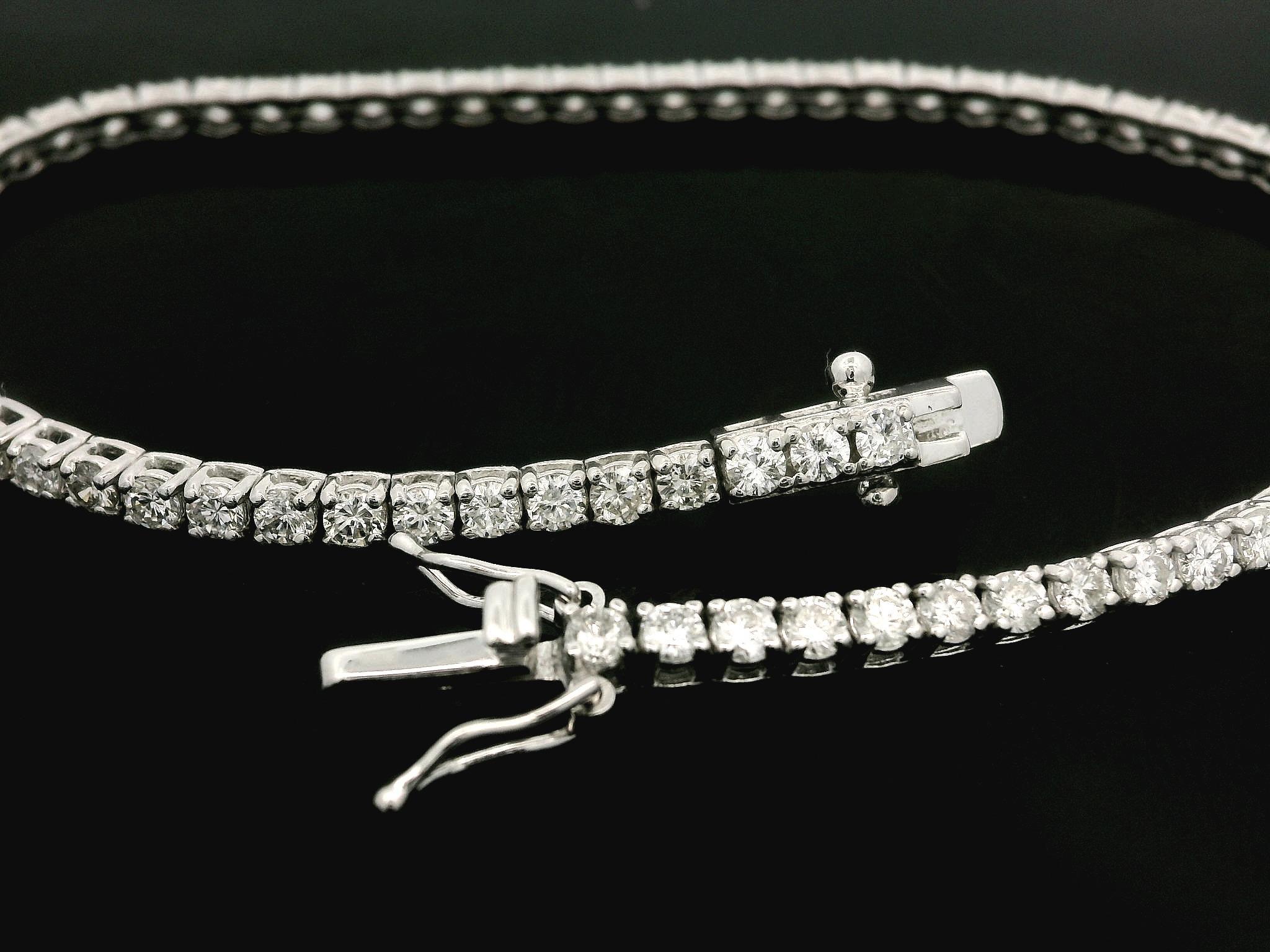 Women's New Classic 14k White Gold 2.98ctw Diamond Line Tennis Bracelet