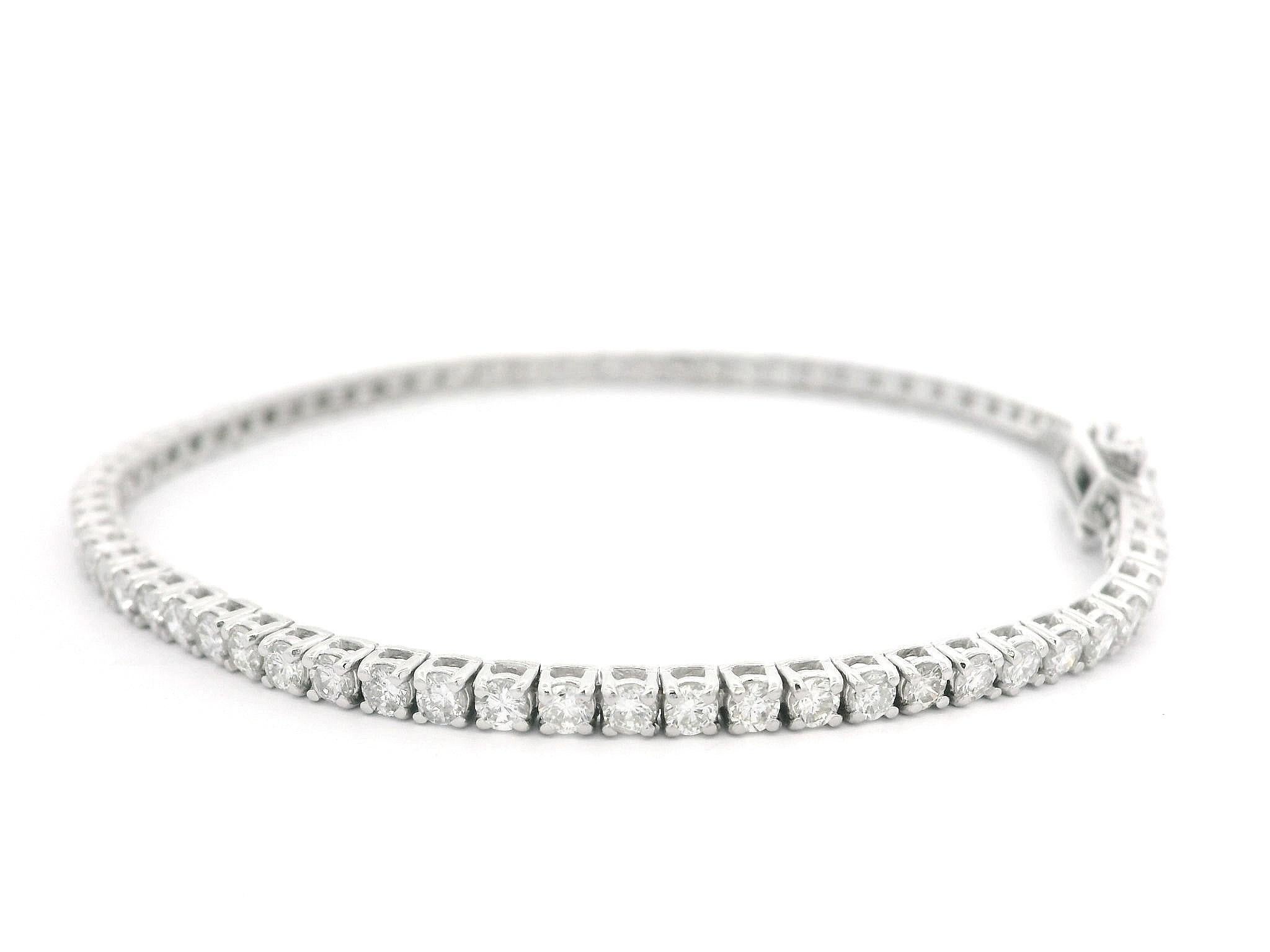 New Classic 14k White Gold 2.98ctw Diamond Line Tennis Bracelet 3