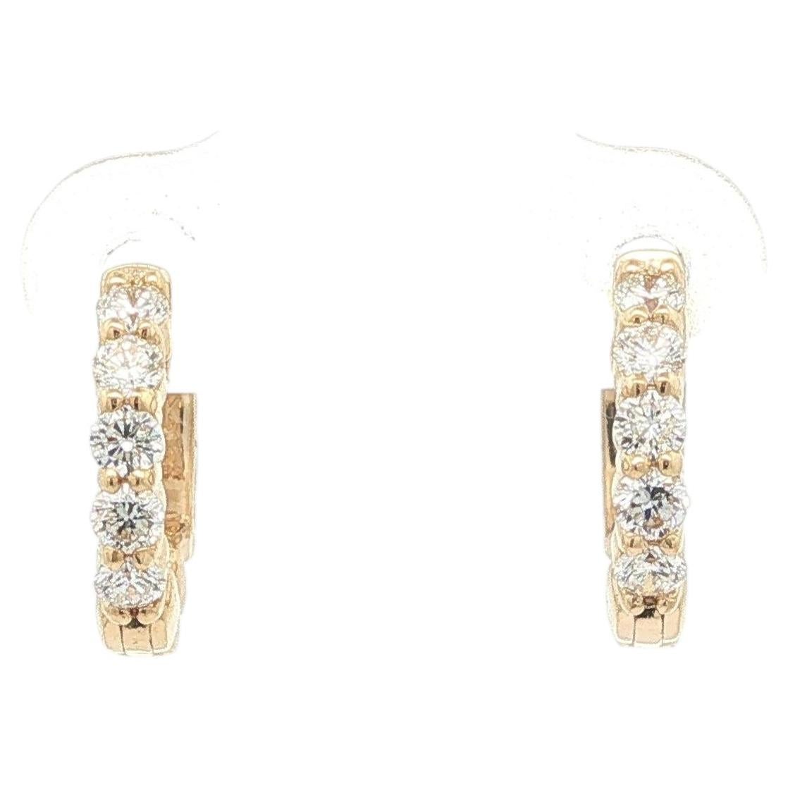 New Classic 14k Yellow Gold 0.50ctw F VS1 Round Diamond Huggie Hoop Earrings For Sale