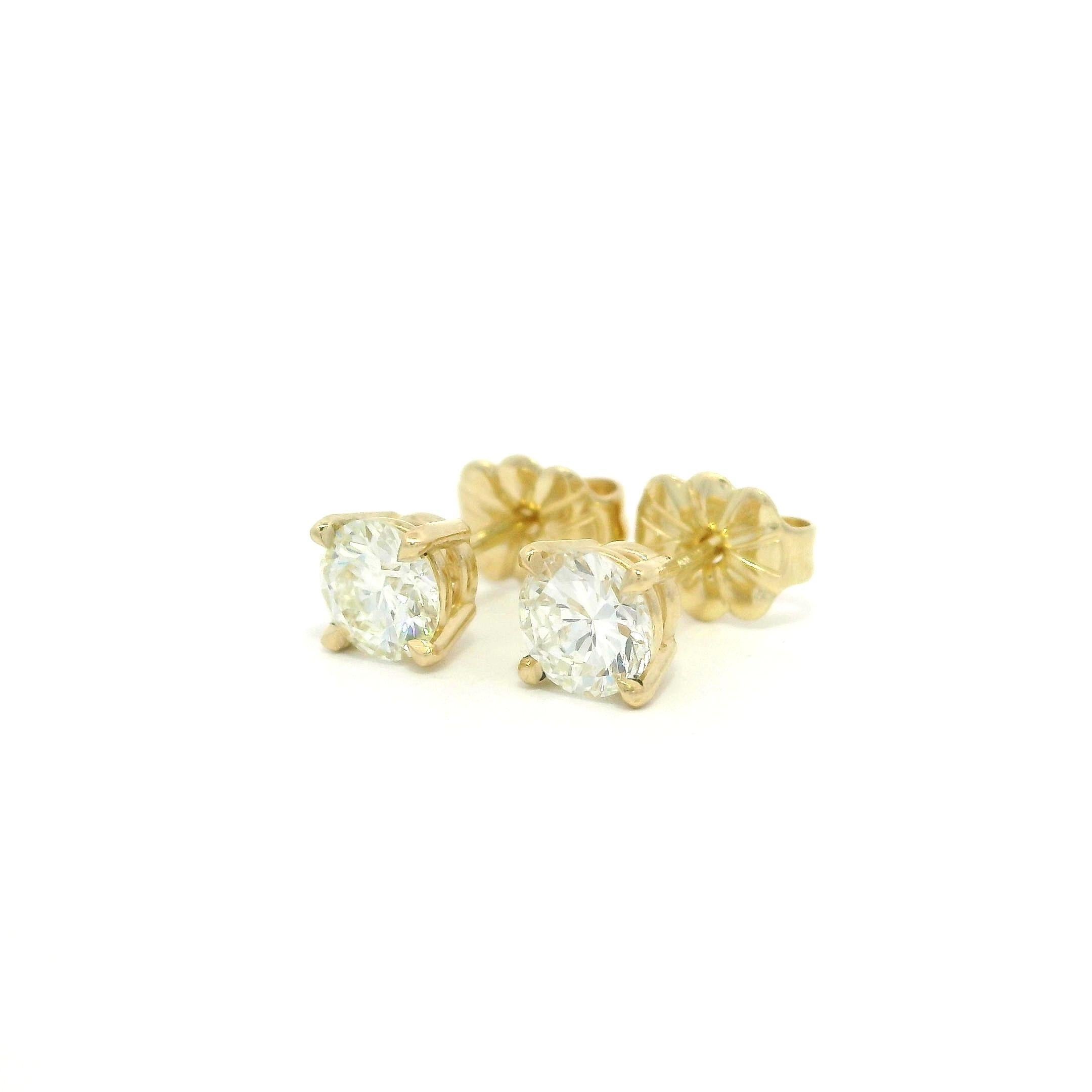 NUOVO Orecchini classici in oro giallo 14k con diamante da 0,75 carati a 4 punte in vendita 9