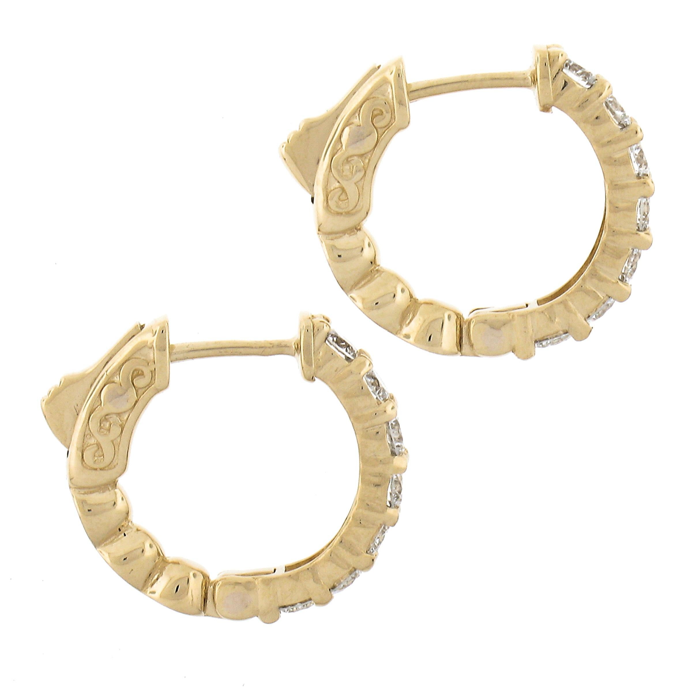 NUEVOS Pendientes clásicos de oro amarillo de 14 quilates con un diamante de 0,91 ctw y 15,3 mm de diámetro. en Nuevo estado para la venta en Montclair, NJ