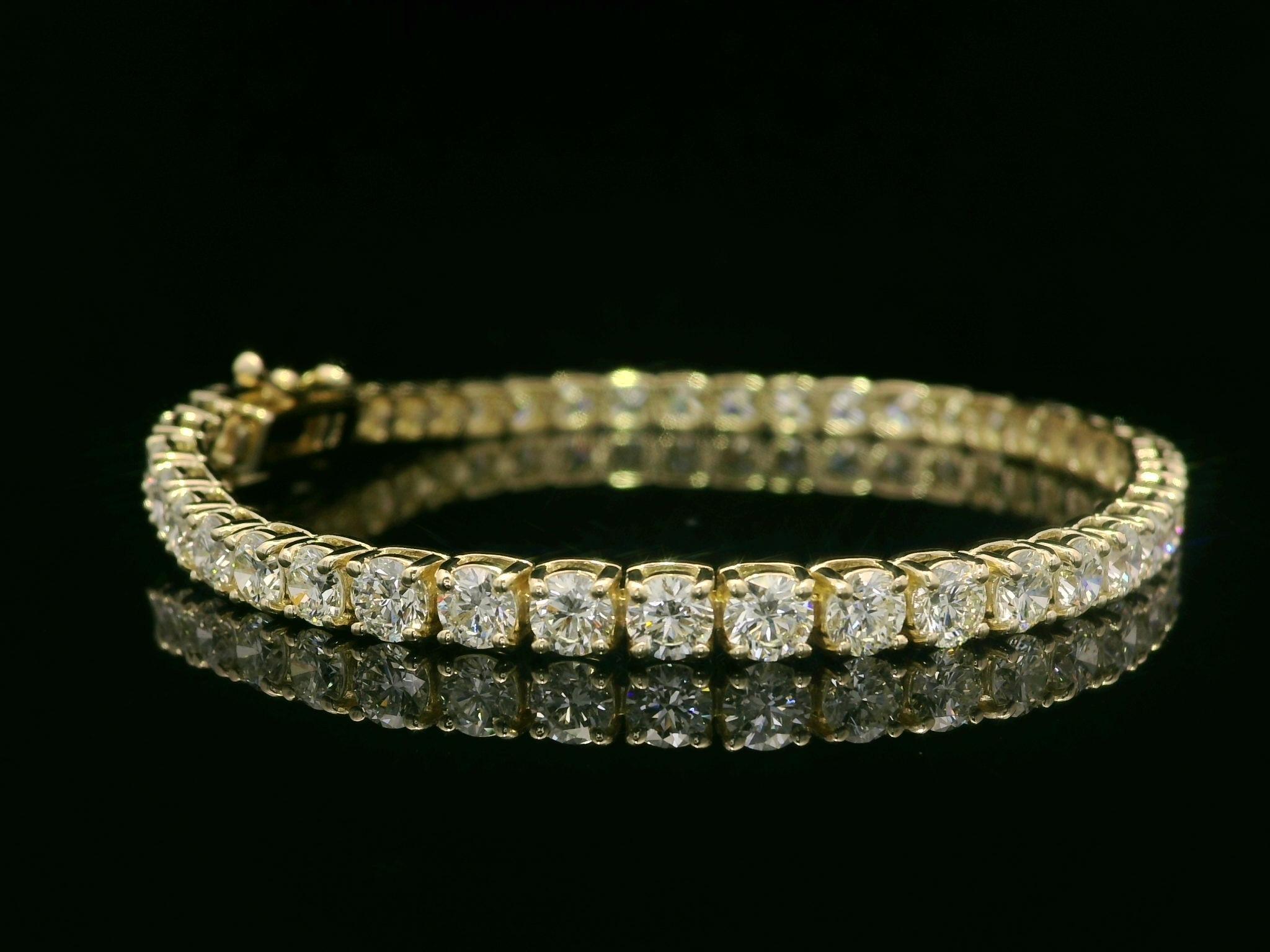 Nuevo Clásico Oro Amarillo 14k 8.87ctw Corte Redondo VS Diamante Línea Pulsera Tenis Corte brillante en venta