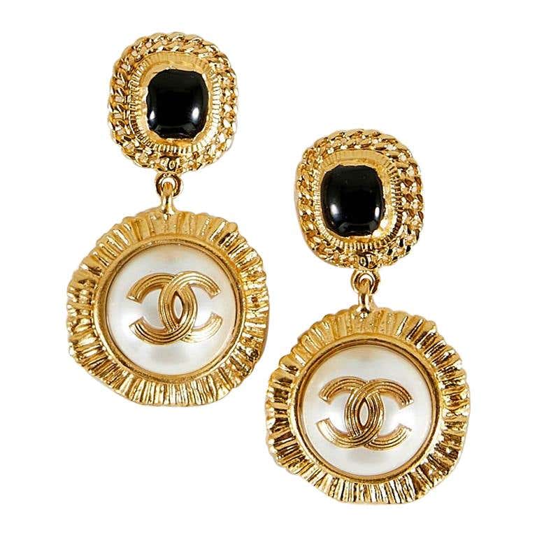 Vintage Chanel Earrings - 656 For Sale at 1stdibs