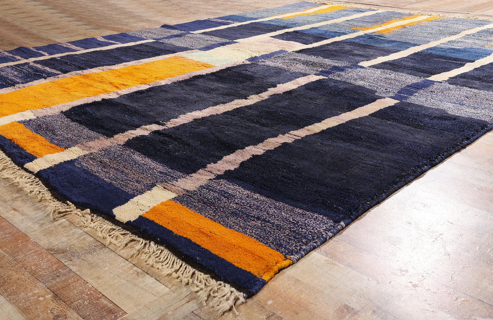 Contemporary New Modern Abstract Berber Beni Mrirt Moroccan Rug with Expressionist Style For Sale