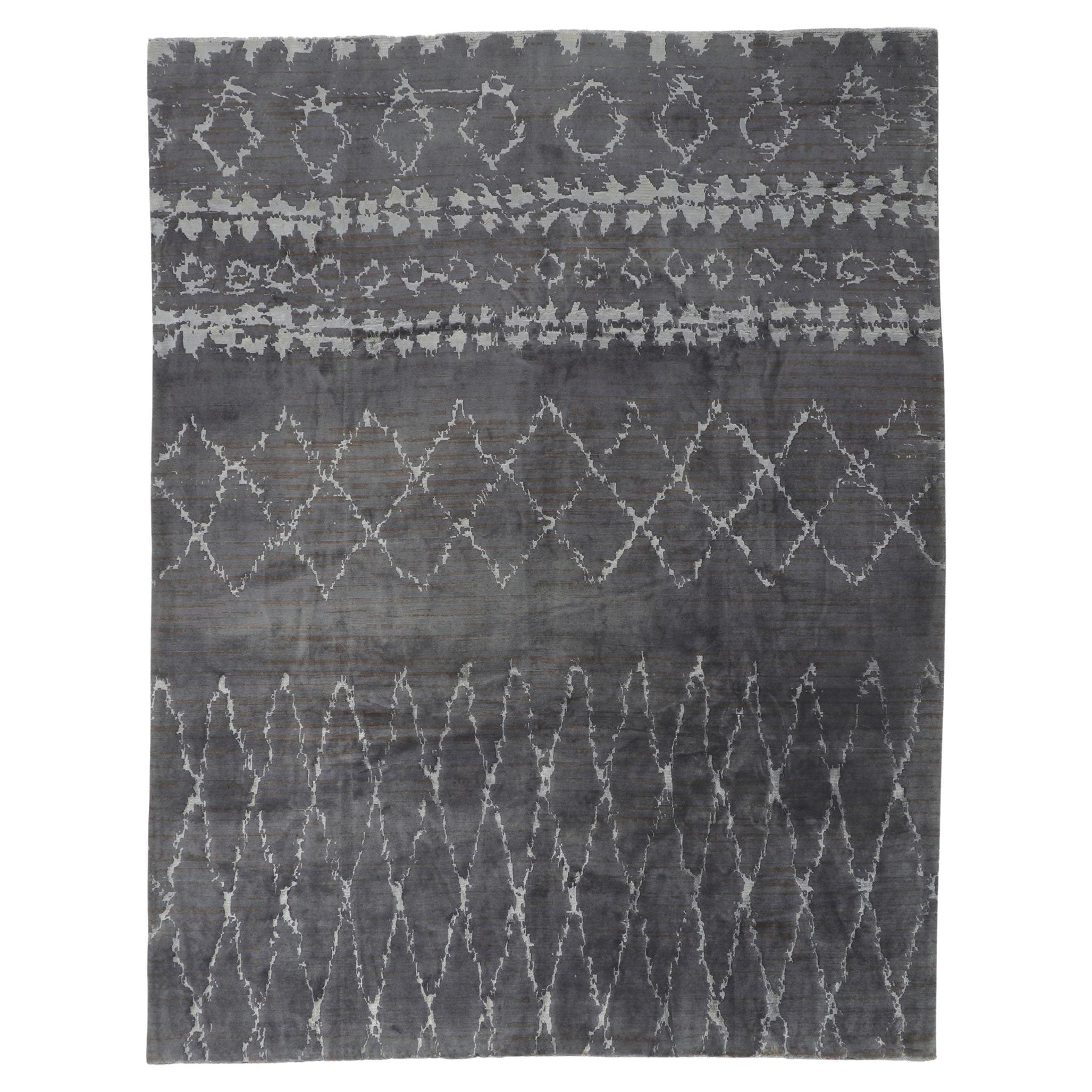 New Contemporary Abstract High-Low Rug For Sale