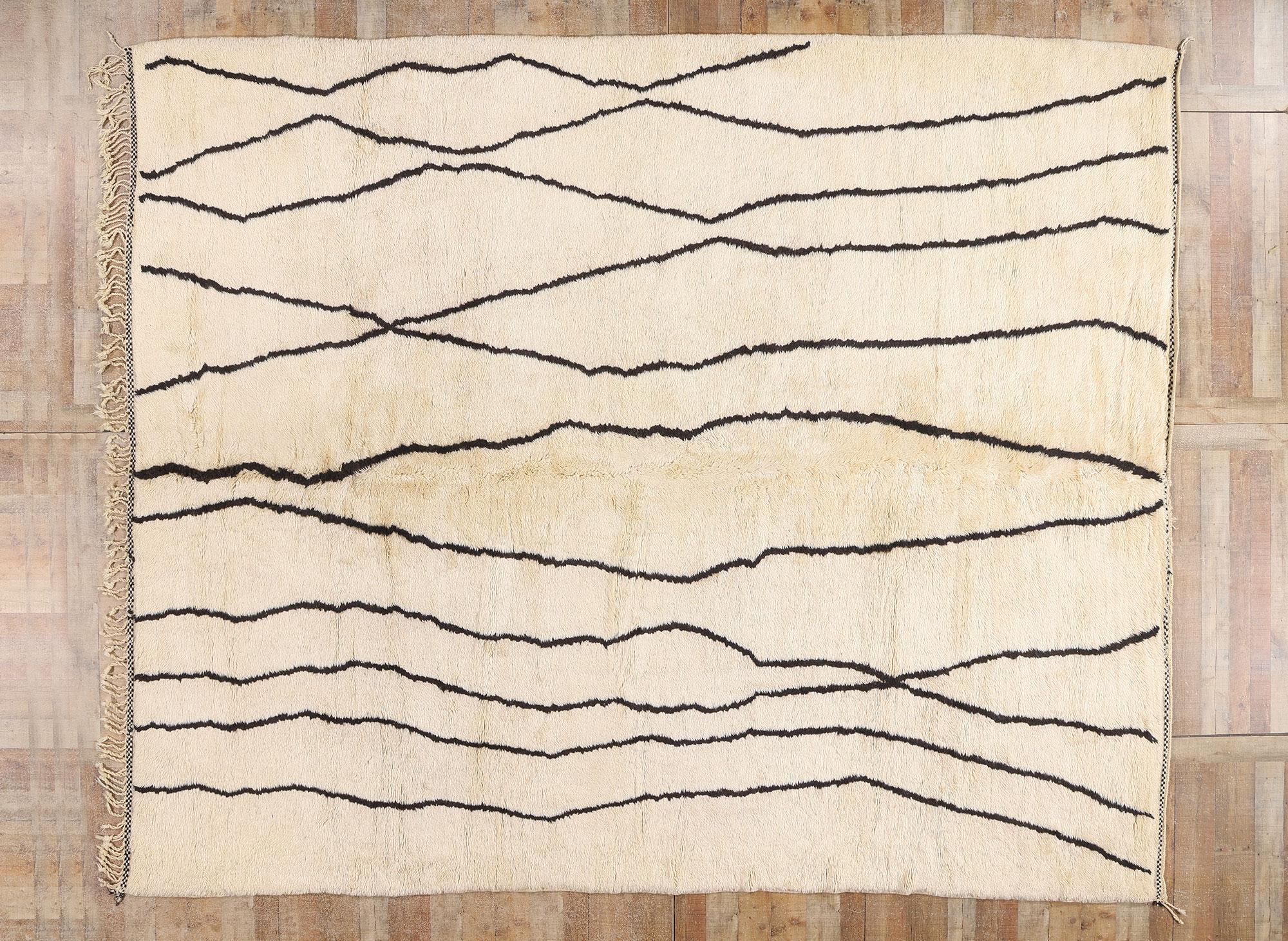New Contemporary Beni Mirit Moroccan Rug with Organic Modern Style For Sale 7