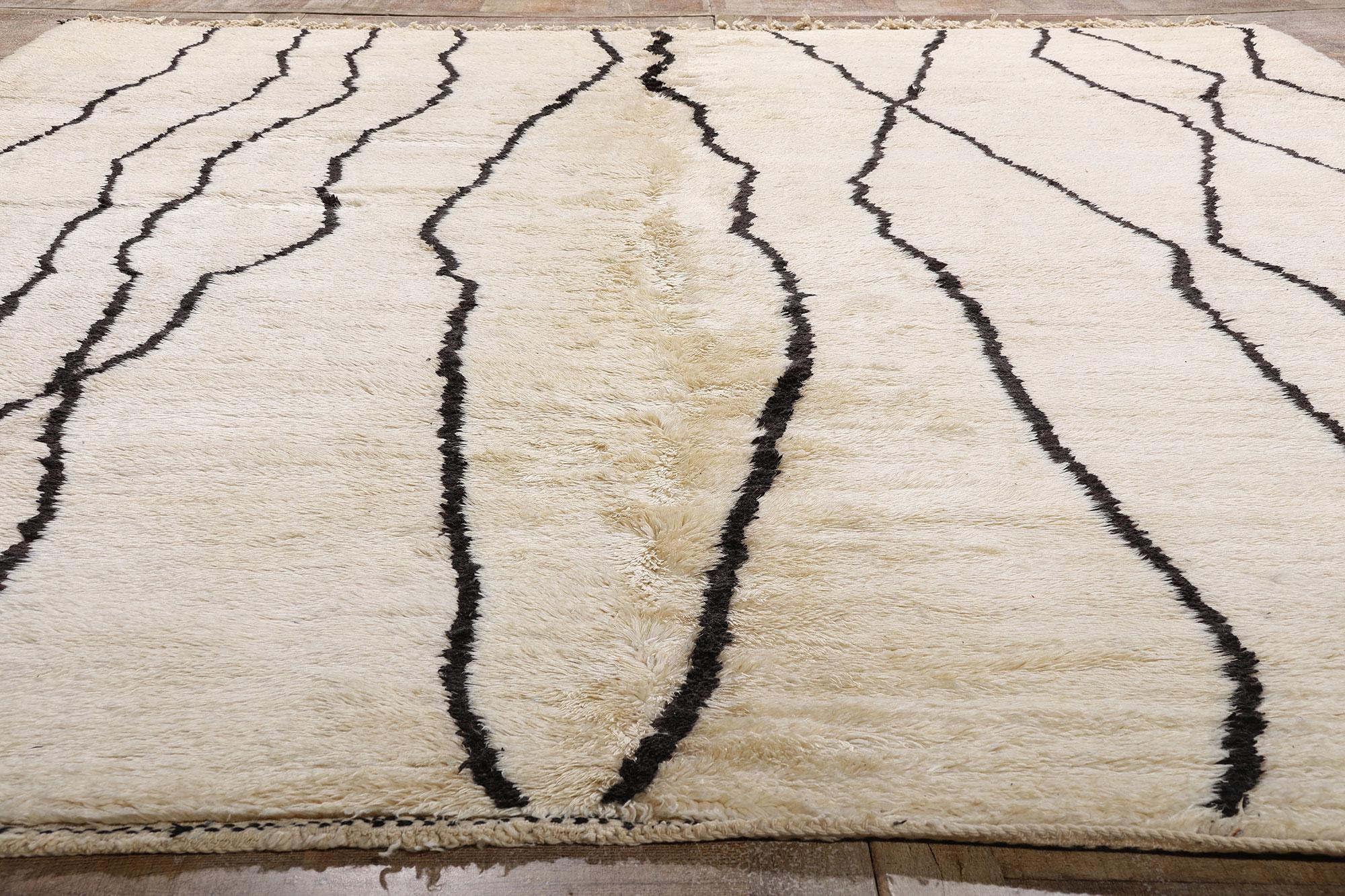 New Contemporary Beni Mirit Moroccan Rug with Organic Modern Style For Sale 12