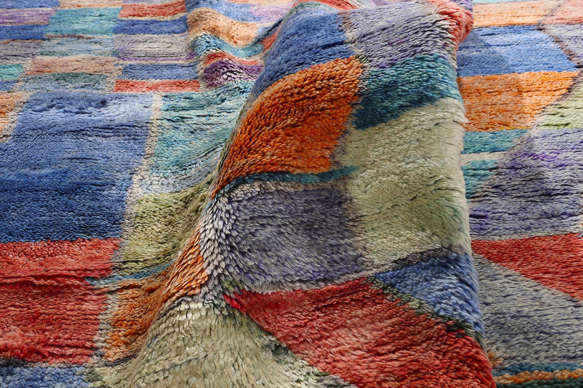 The Chromatic Reverie: A Rare Artistic Beni Mrirt Moroccan Masterpiece For Sale 3