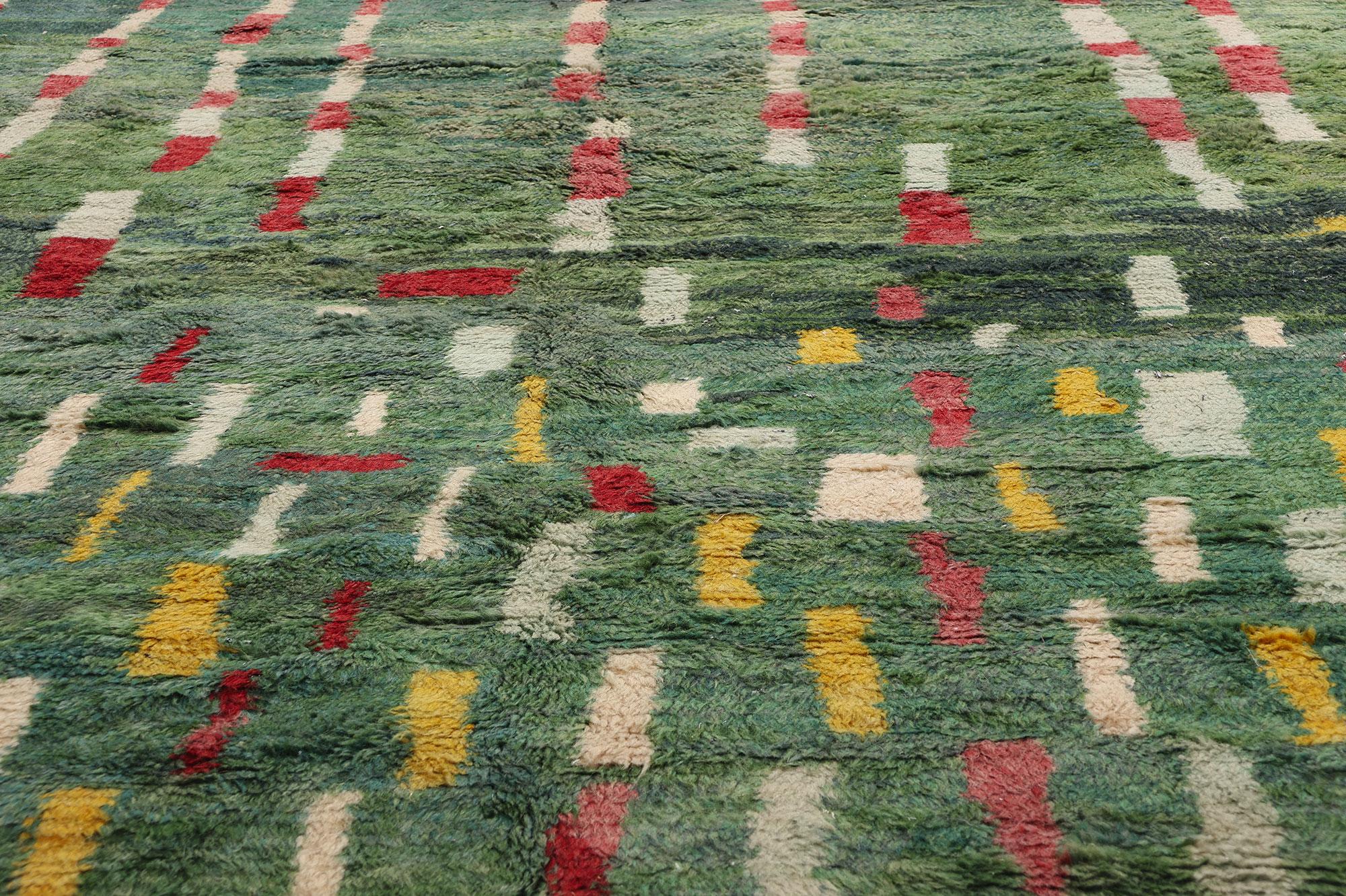 Neuer Contemporary Beni Mrirt Marokkanischer Berberteppich mit abstraktem Expressionismus (Wolle) im Angebot