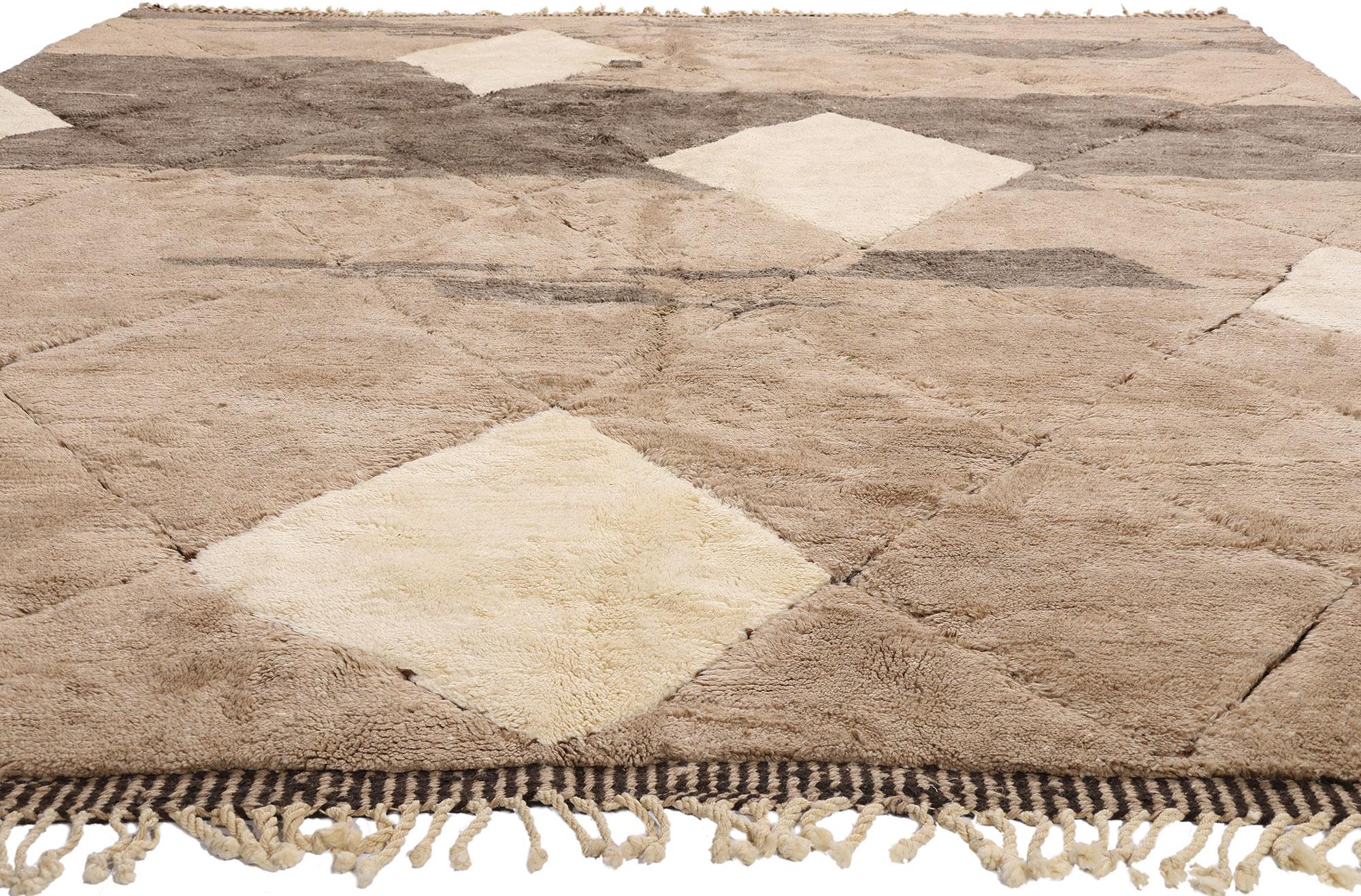 Hand-Knotted New Contemporary Berber Beni Mrirt Moroccan Rug with Modern Style For Sale