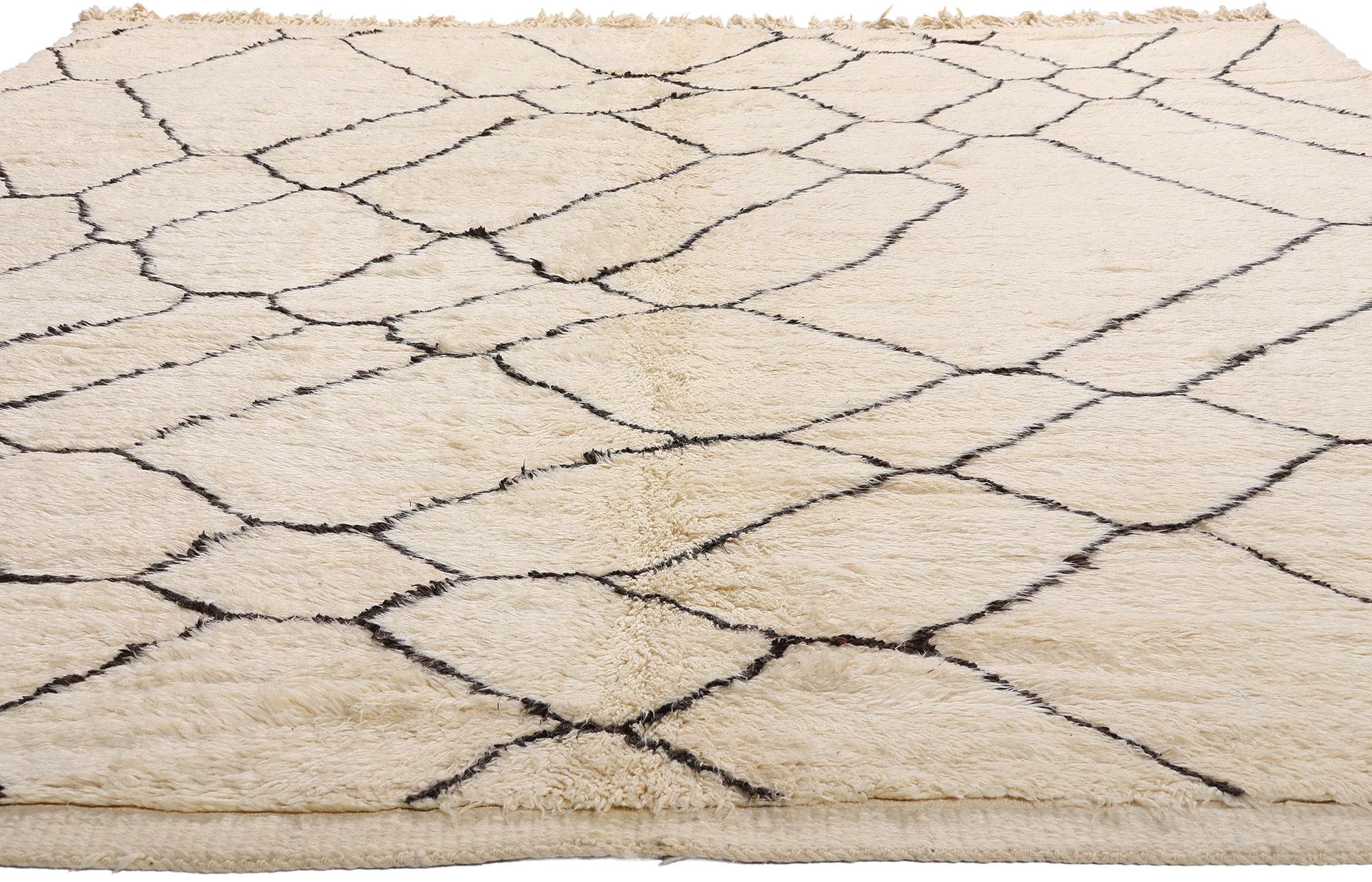 New Contemporary Berber Beni Mrirt Moroccan Rug with Organic Modern Style For Sale 11