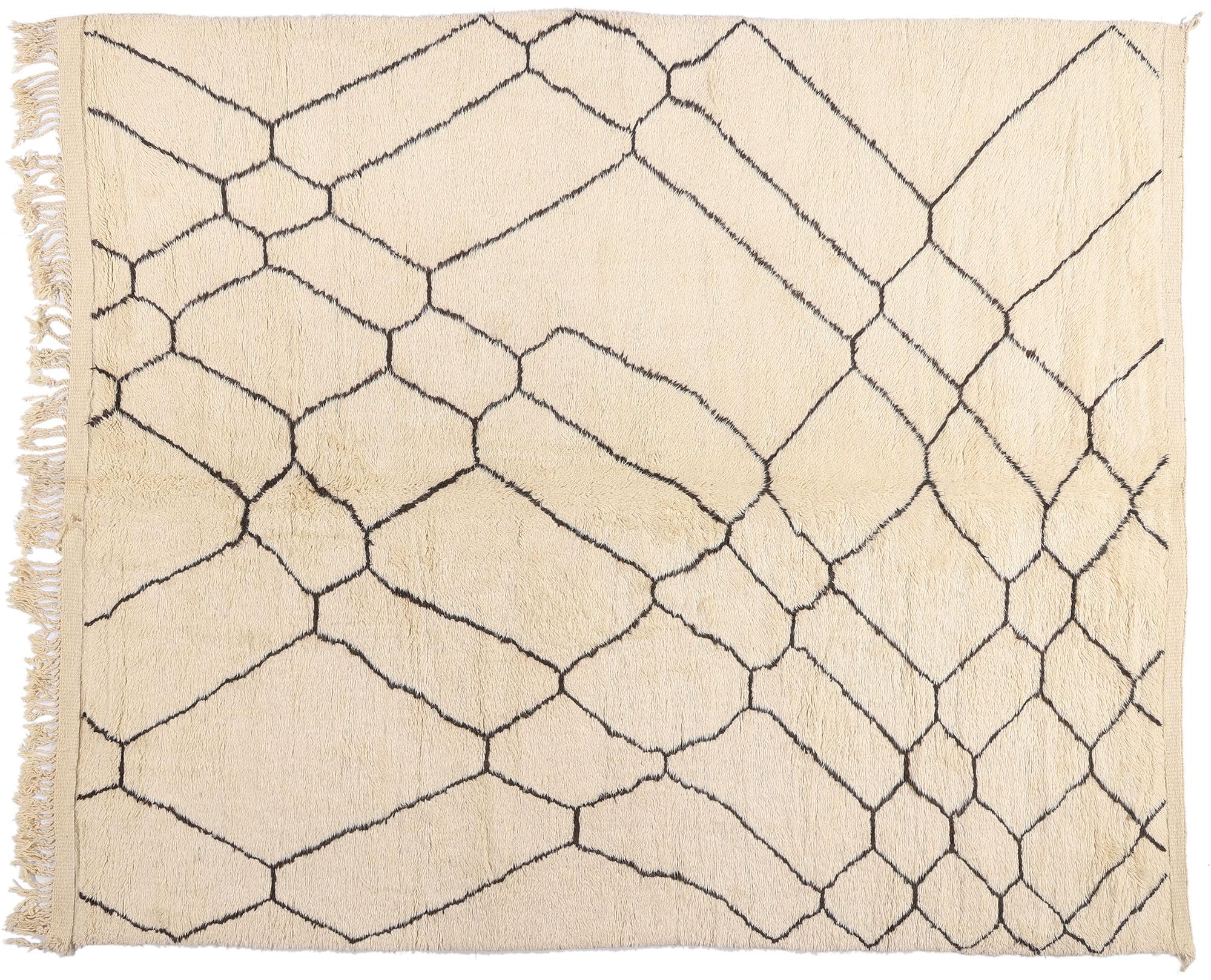 New Contemporary Berber Beni Mrirt Moroccan Rug with Organic Modern Style For Sale 12