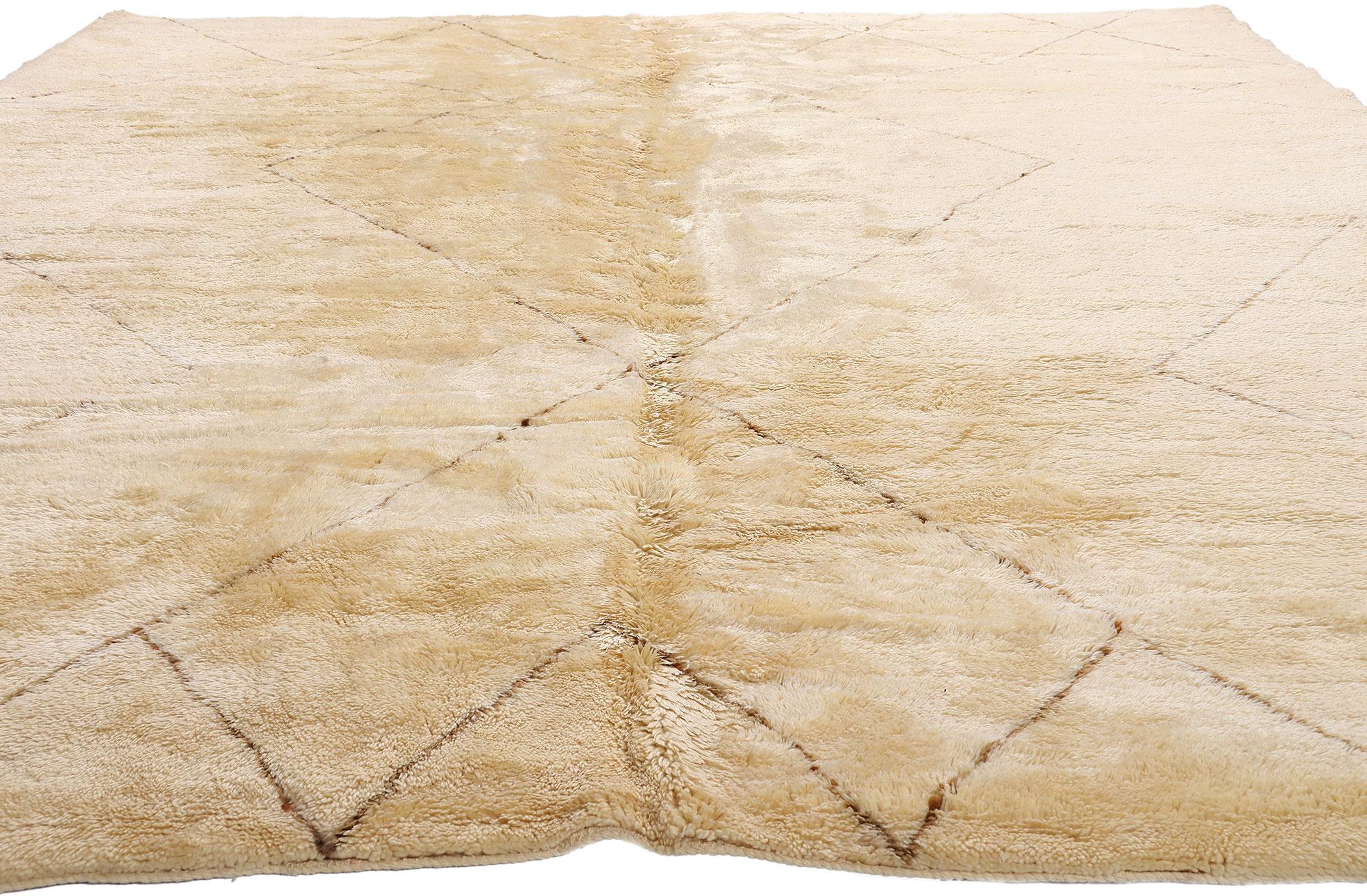 Noué à la main Tapis berbère marocain, style moderne organique et collis de Shibui subtils en vente