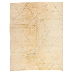 New Contemporary Berber Beni Mrirt Moroccan Rug with Organic Modern Style