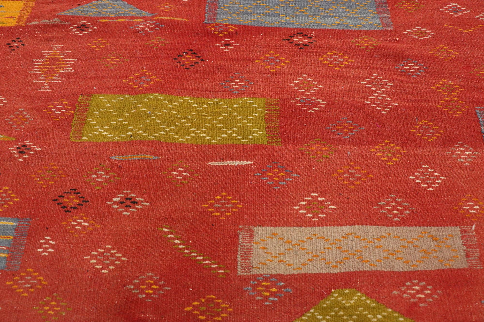 Modern Red Taznakht Moroccan Kilim Rug, Cubism Meets Tribal Enchantment  In New Condition For Sale In Dallas, TX