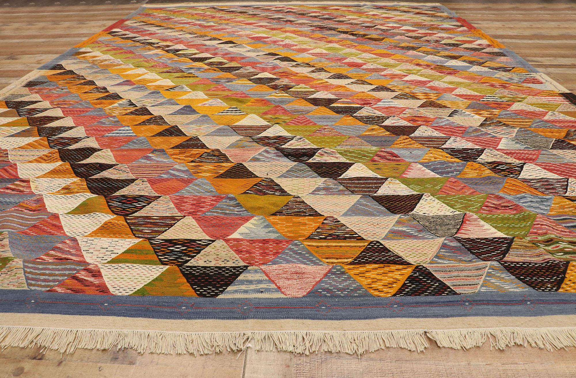 New Contemporary Berber Moroccan Kilim Rug, Modern Cabin Style Flat-Weave Rug In New Condition For Sale In Dallas, TX