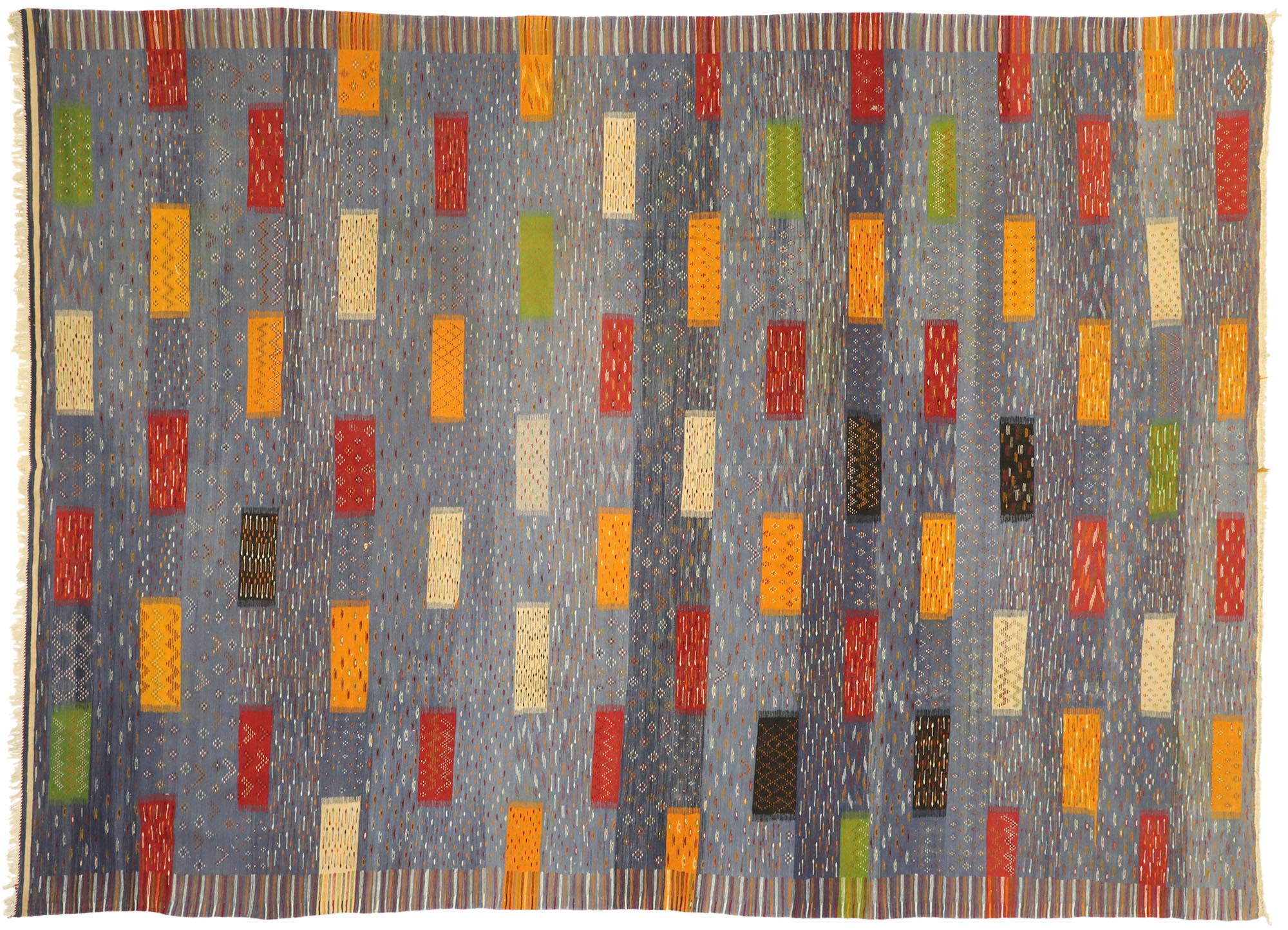 Nouveau tapis berbère contemporain Kilim marocain:: tapis moderne de style cabane à tissage plat en vente 1