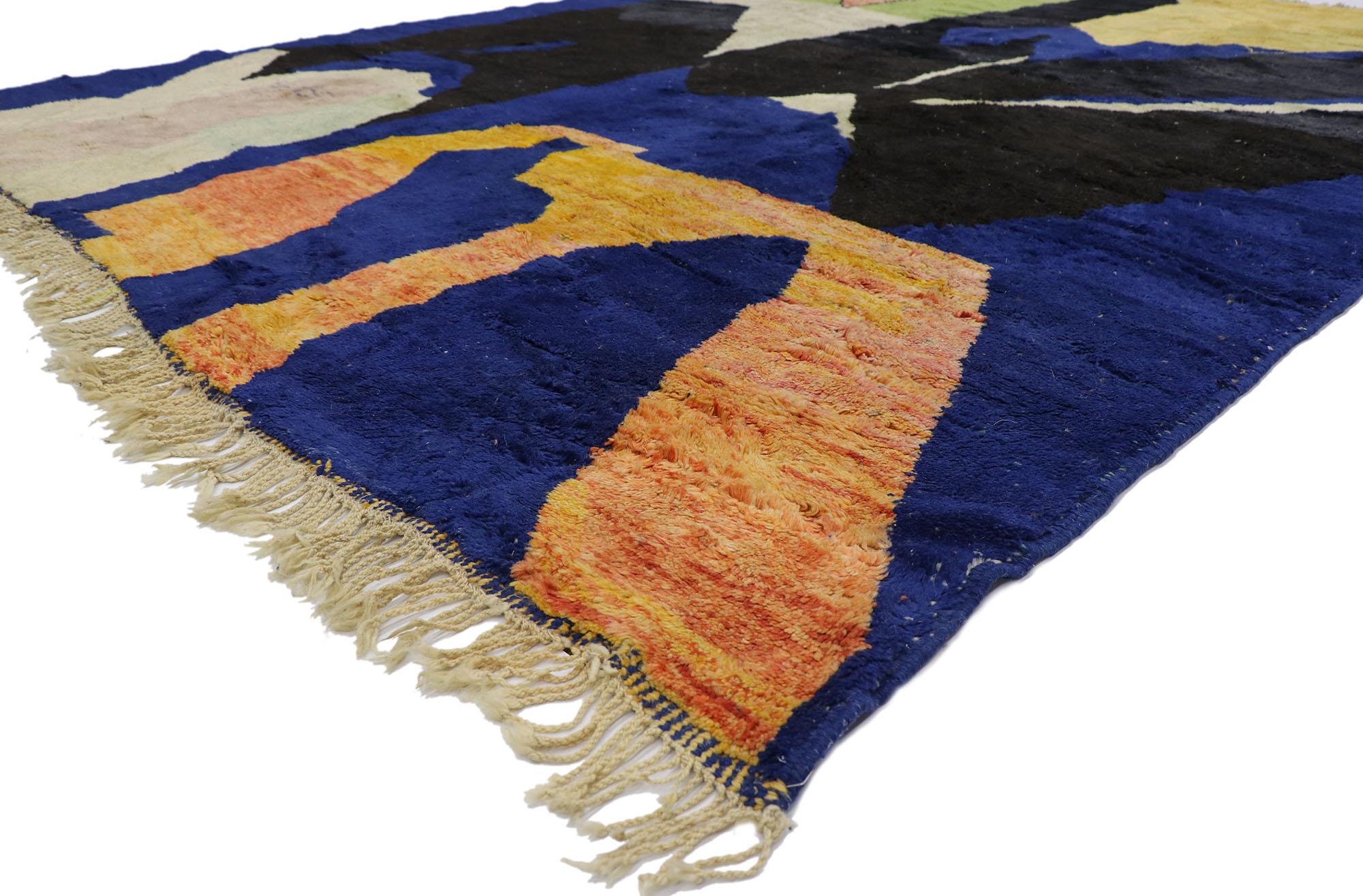21649 nouveau tapis berbère marocain contemporain inspiré par Paul Klee 10'00 x 13'00. Avec son design expressif et audacieux, ses détails et sa texture incroyables, ce tapis berbère marocain contemporain en laine nouée à la main est une vision