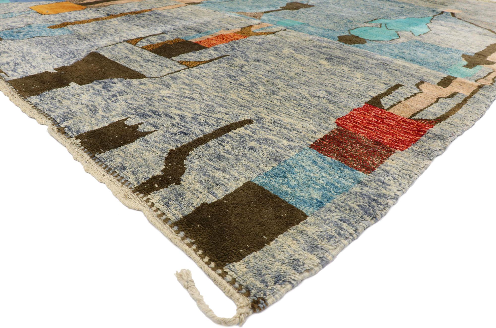 21176 Moderner Beni Mrirt Marokkanischer Teppich, 10'04 x 12'09. Beni Mrirt Teppiche symbolisieren eine verehrte marokkanische Webtradition, die für ihre üppige Textur, geometrischen Motive und beruhigenden Erdtöne bekannt ist. Diese von geschickten