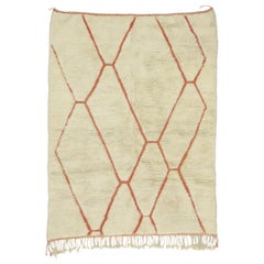 Nouveau tapis berbère marocain contemporain avec des vibrations de Hygge confortables et un style moderne