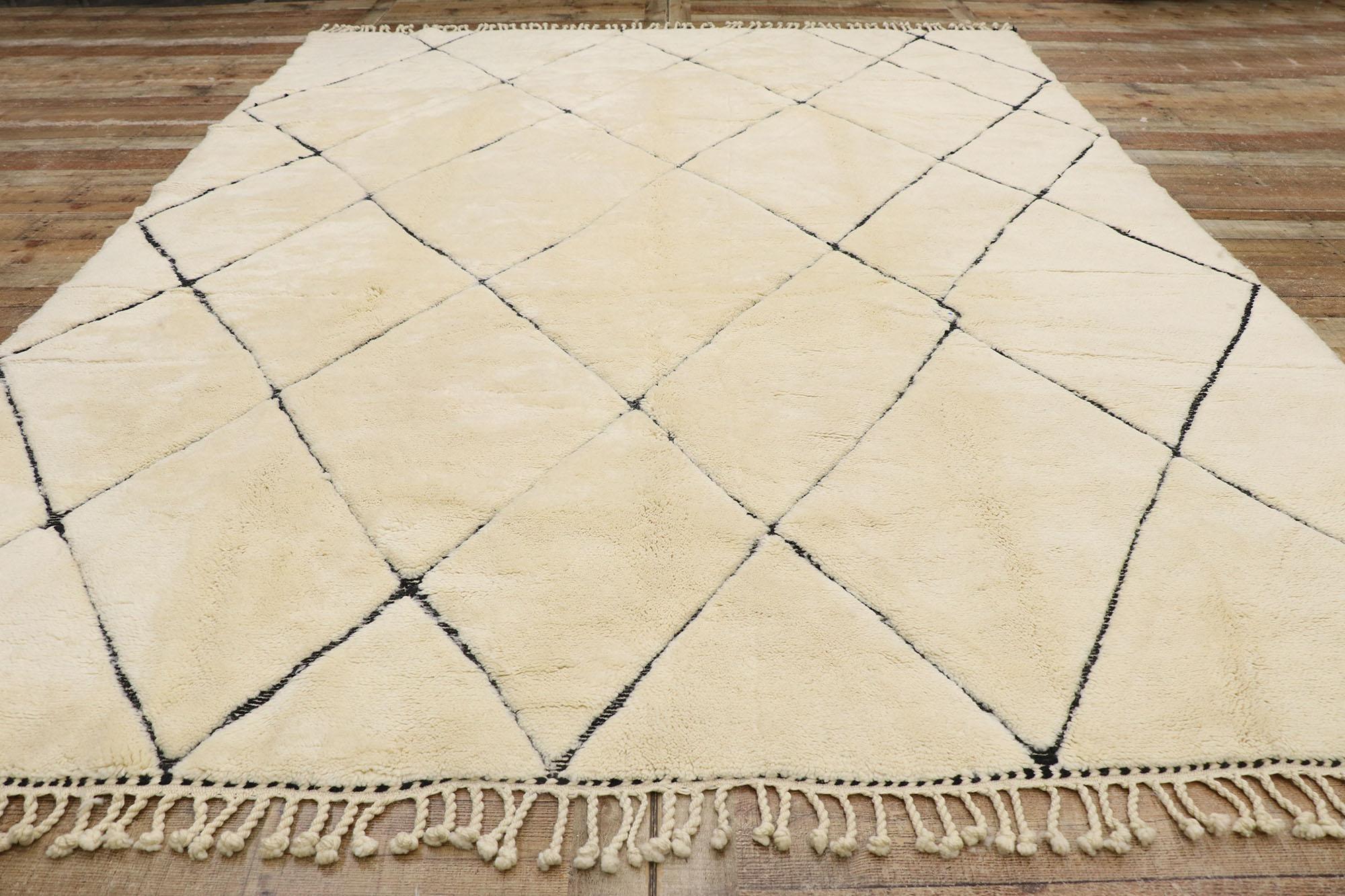Wool Hand-Carved Mid-Century Modern Berber Beni Mrirt Moroccan Rug, 9'02 x 11'08 For Sale