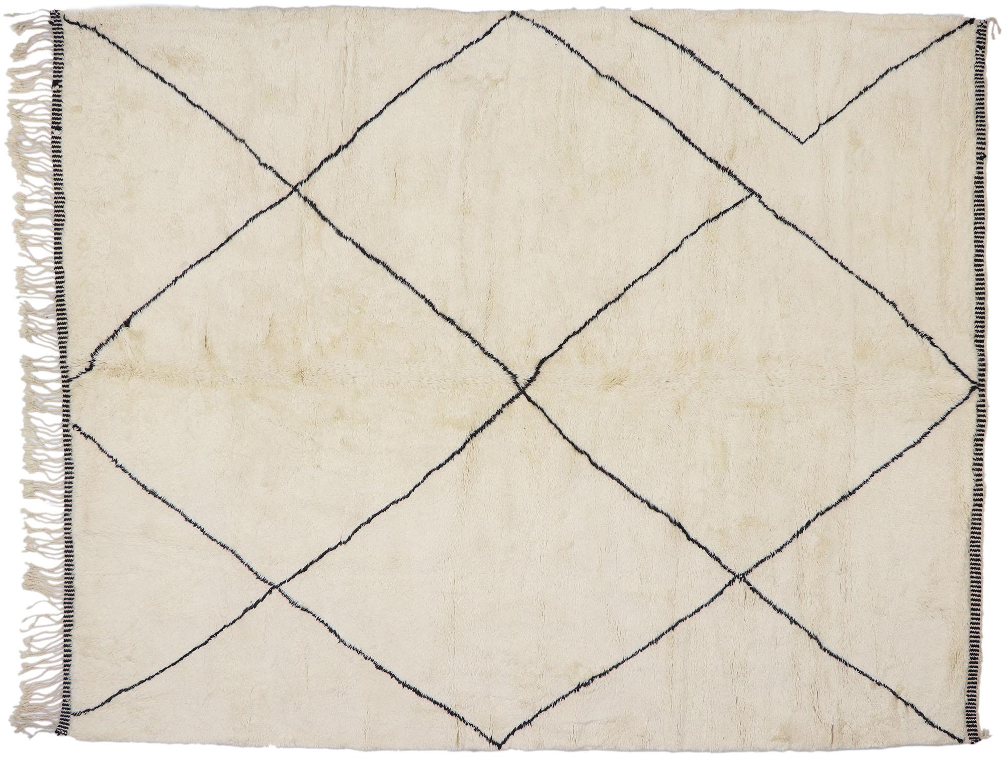 New Contemporary Berber Moroccan Rug with Minimalist Hygge Style For Sale 3
