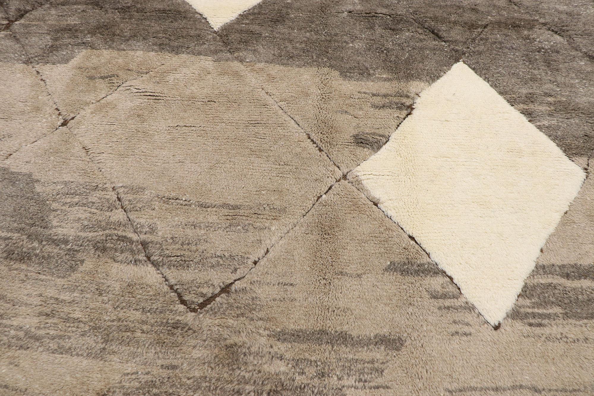New Contemporary Berber Beni Mrirt Moroccan Rug with Modern Style For Sale 2
