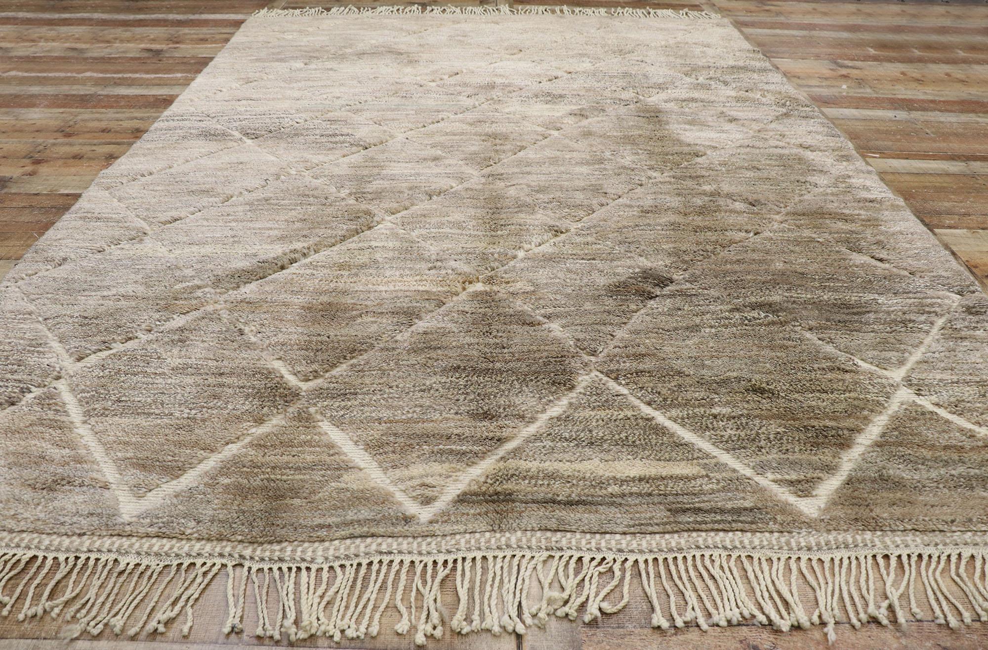 New Contemporary Berber Moroccan Rug with Organic Modern Style For Sale 2