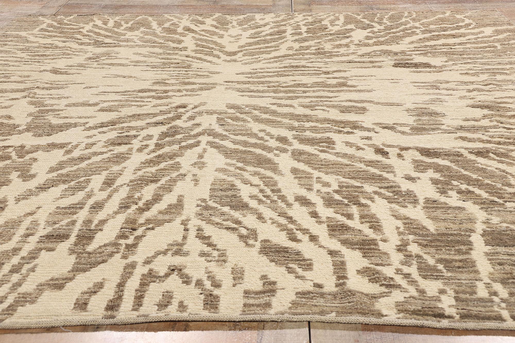 Annodato a mano Nuovo tappeto biofilico contemporaneo con trama organica color terra in vendita