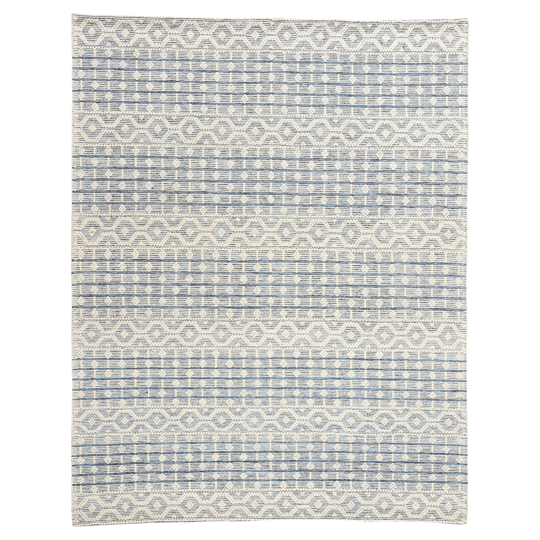 New Contemporary Blue Moroccan Textured High-Low Rug (tapis à haute teneur en eau)