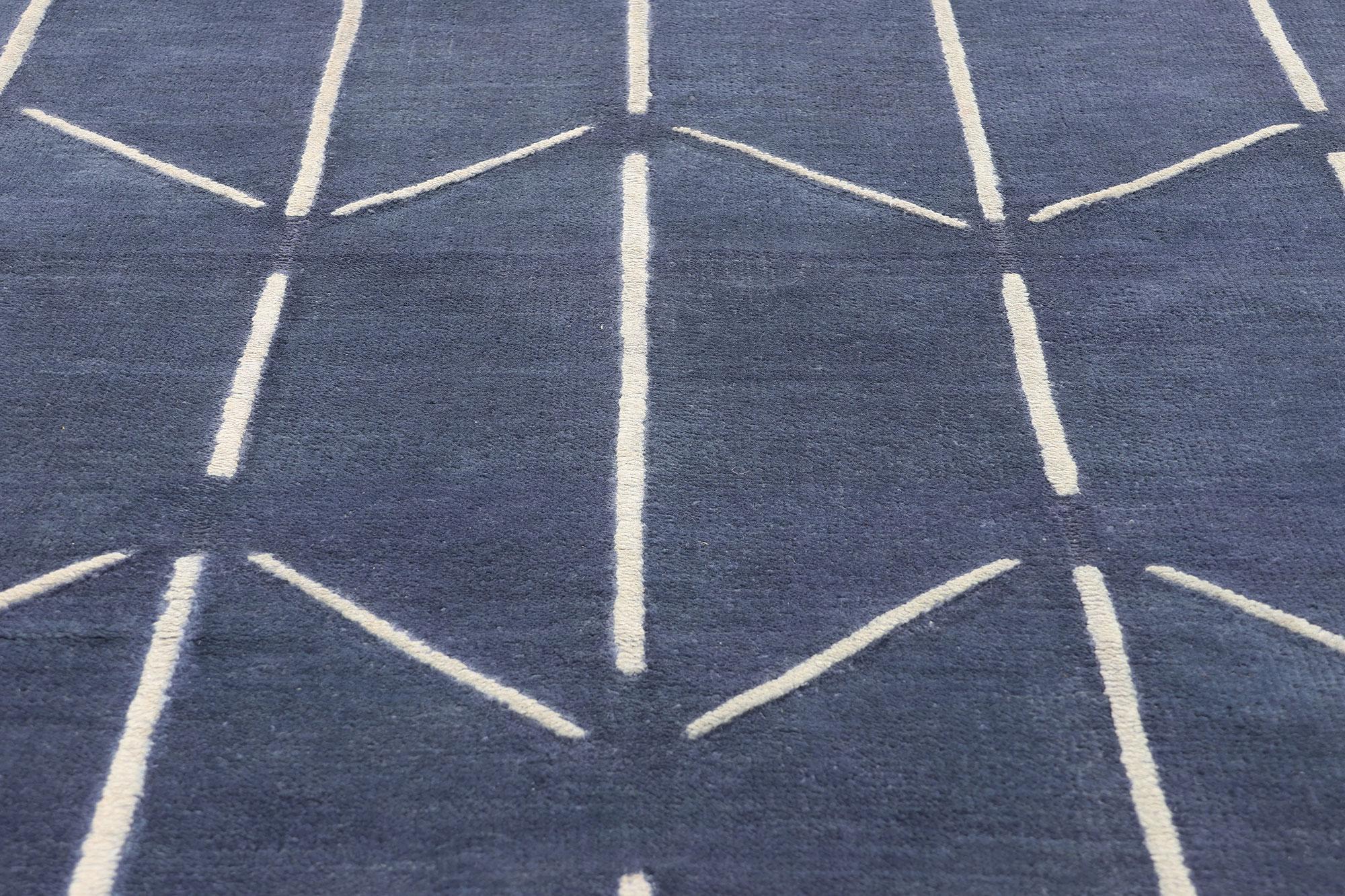 New Contemporary Blue Textured High-Low Carpet mit postmodernem erhabenem Design (Handgewebt) im Angebot