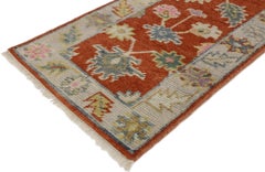 Nouveau tapis contemporain coloré d'accentuation Oushak pour l'entrée, le foyer ou la cuisine
