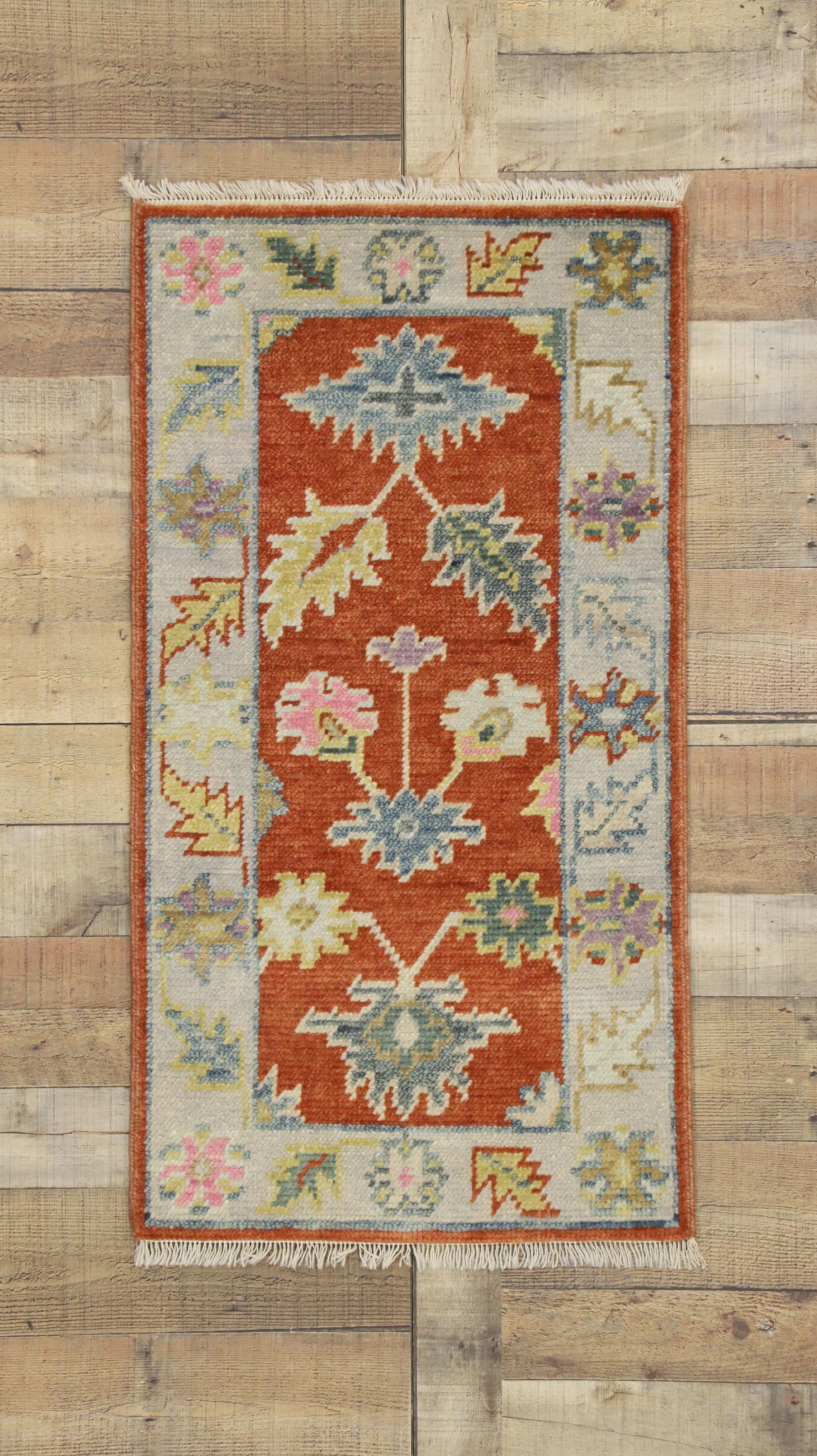 New Contemporary Colorful Oushak Accent Rug for Entryway, Foyer, or Kitchen For Sale 2