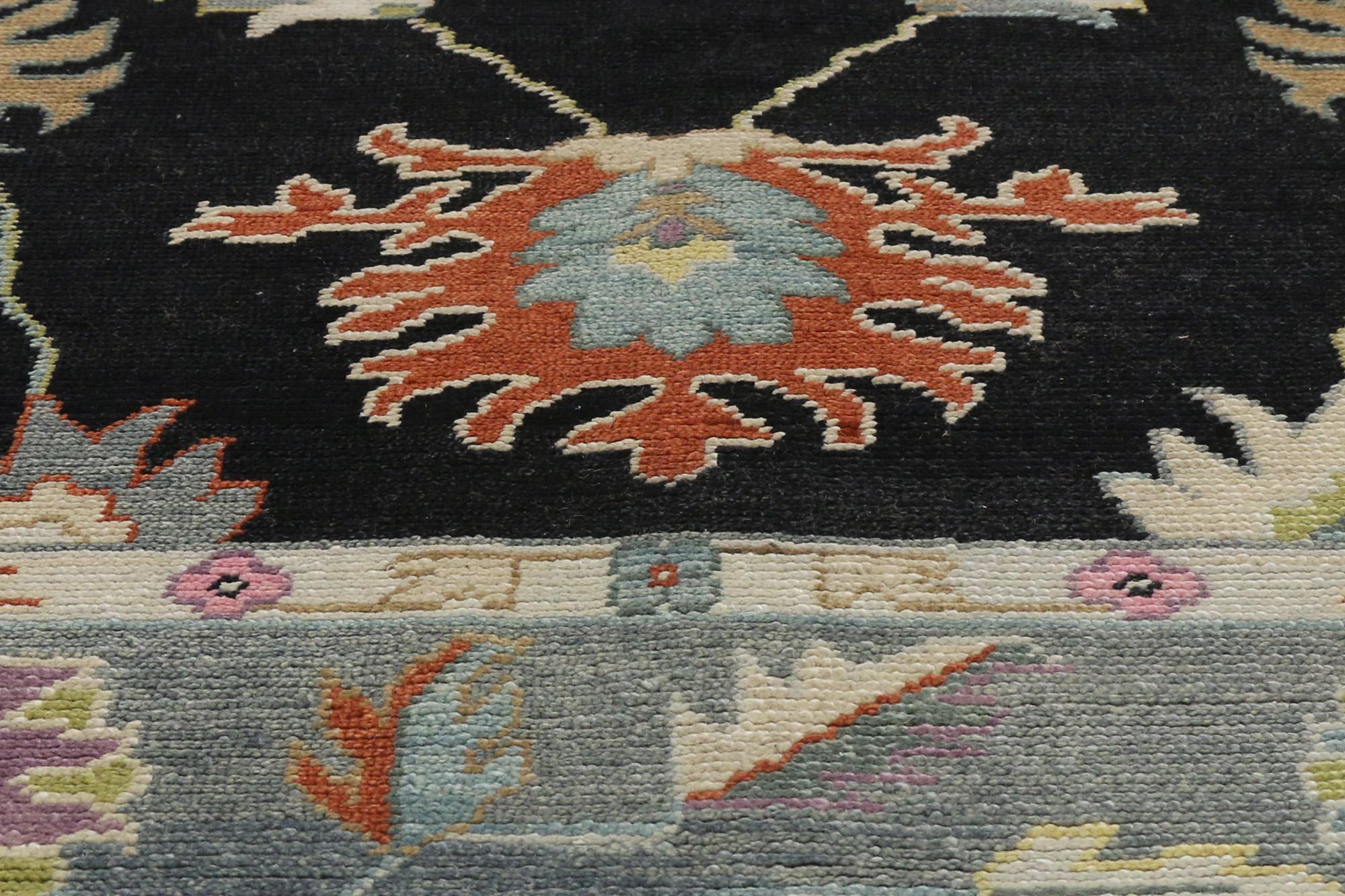 New Contemporary Colorful Oushak Rug In New Condition For Sale In Dallas, TX