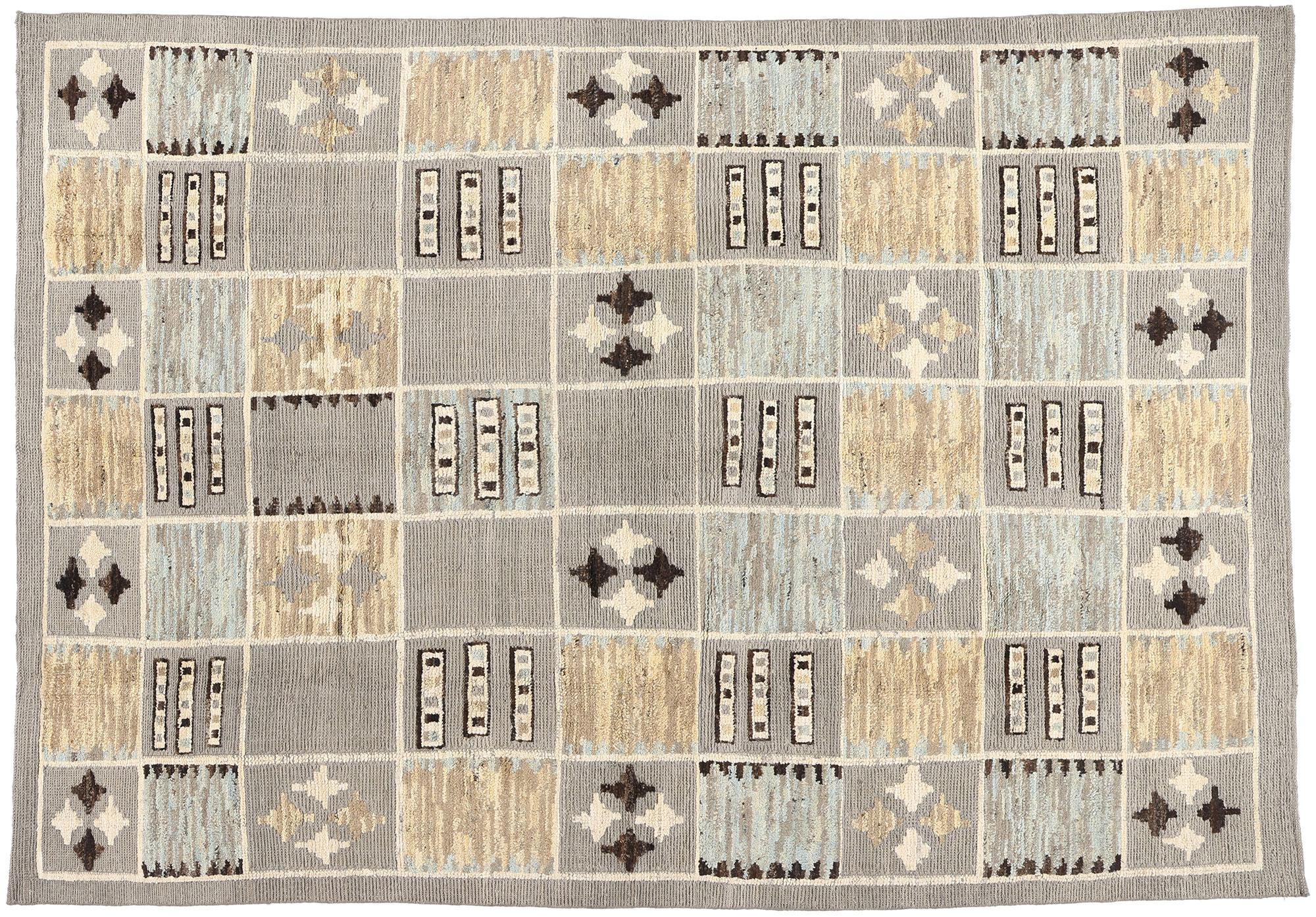 New Contemporary Earth-Tone Checkerboard Sahara Soumak Textured Carpet For Sale 3
