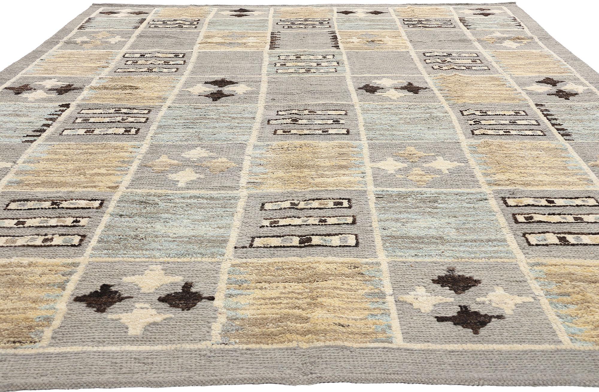 Pakistani New Contemporary Earth-Tone Checkerboard Sahara Soumak Textured Carpet For Sale